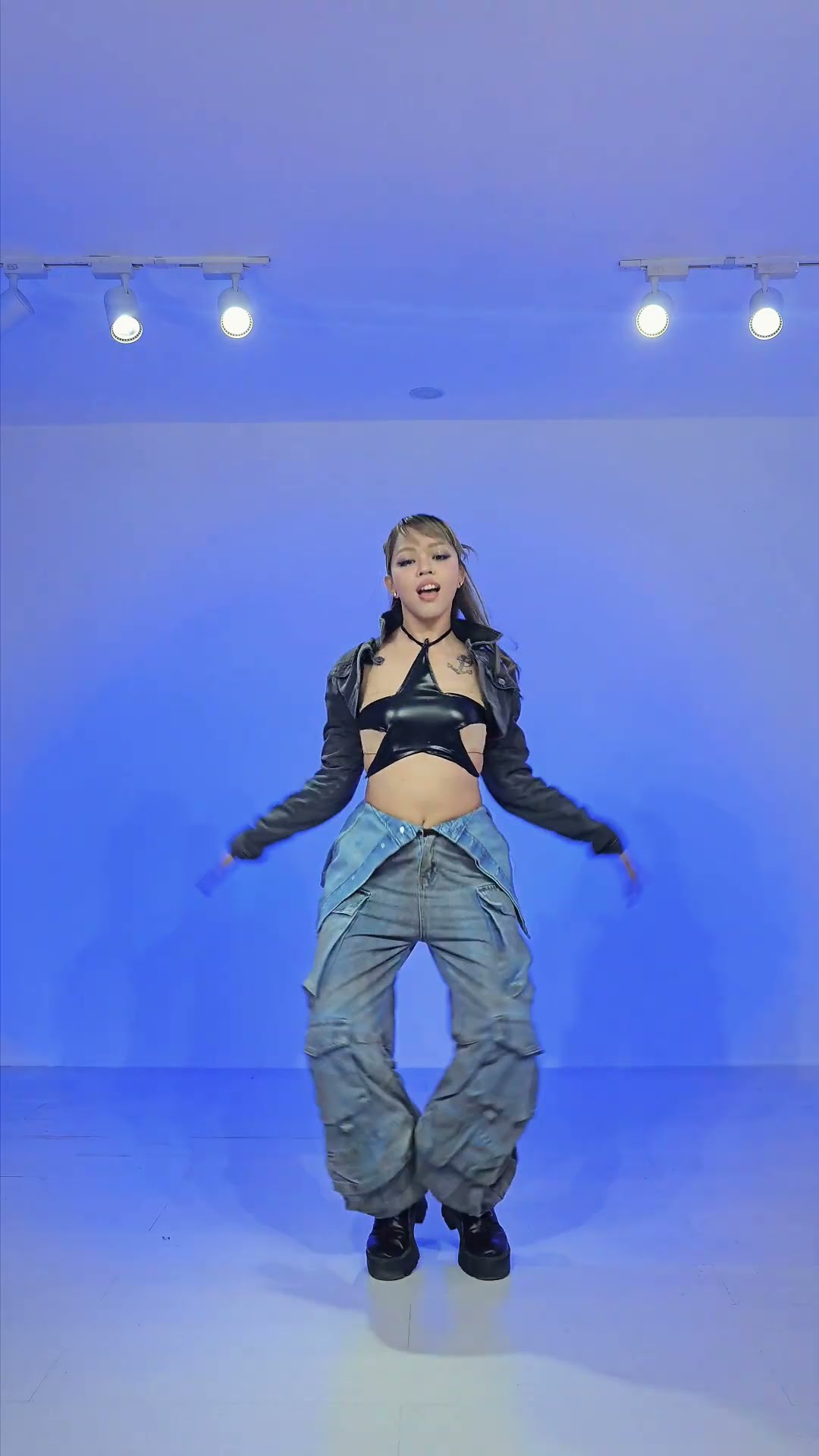 Making my "LISA – ROCKSTAR" inspired outfit 🤘⭐️  #Rockstar #Lisa #outfit #shorts – YouTube