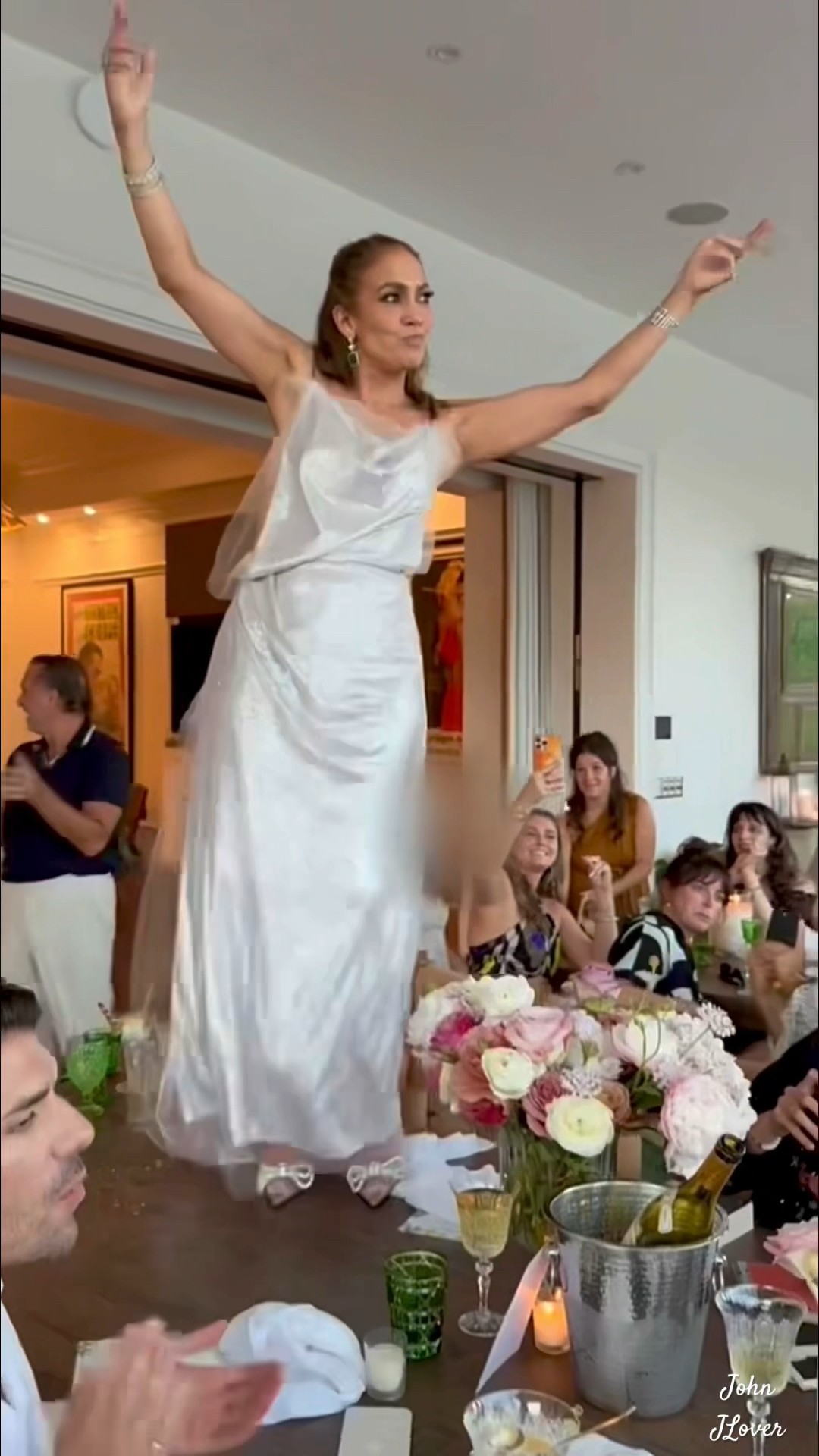 Jennifer Lopez Dancing At Her Birthday Party #JLo #Shorts – YouTube