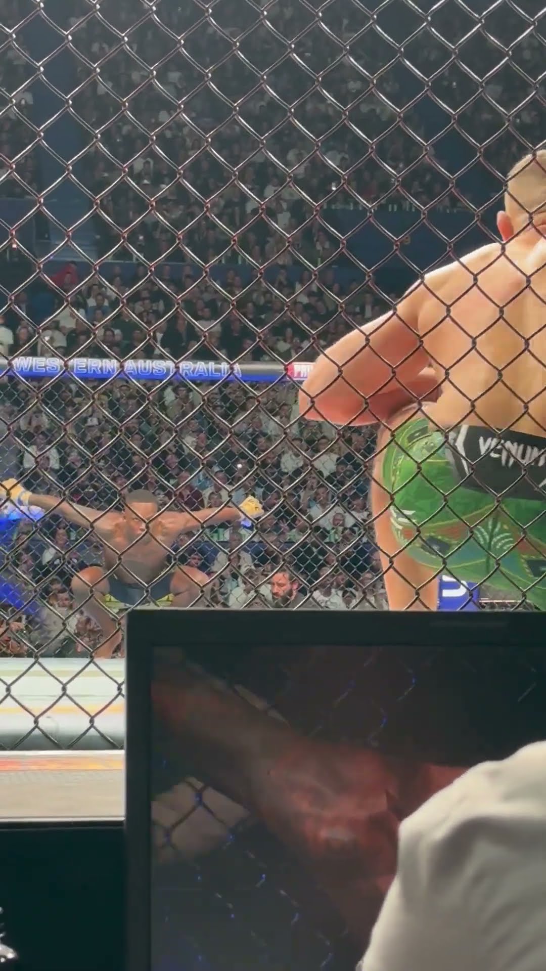 Israel Adesanya vs Dricus Du Plessis intense moment | UFC 305 #shorts #ufc – YouTube