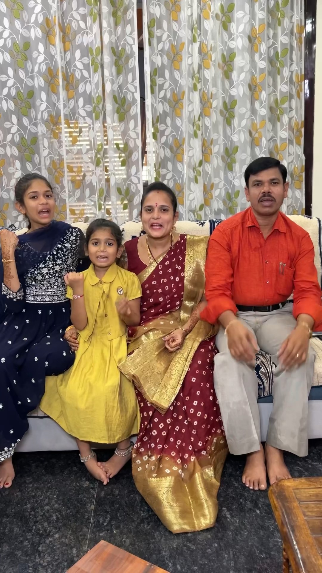 Happy rakshabandhan to all❤️😍 #shishiravlogs #emotional #shishira #shorts #rakshabandhan #trending – YouTube