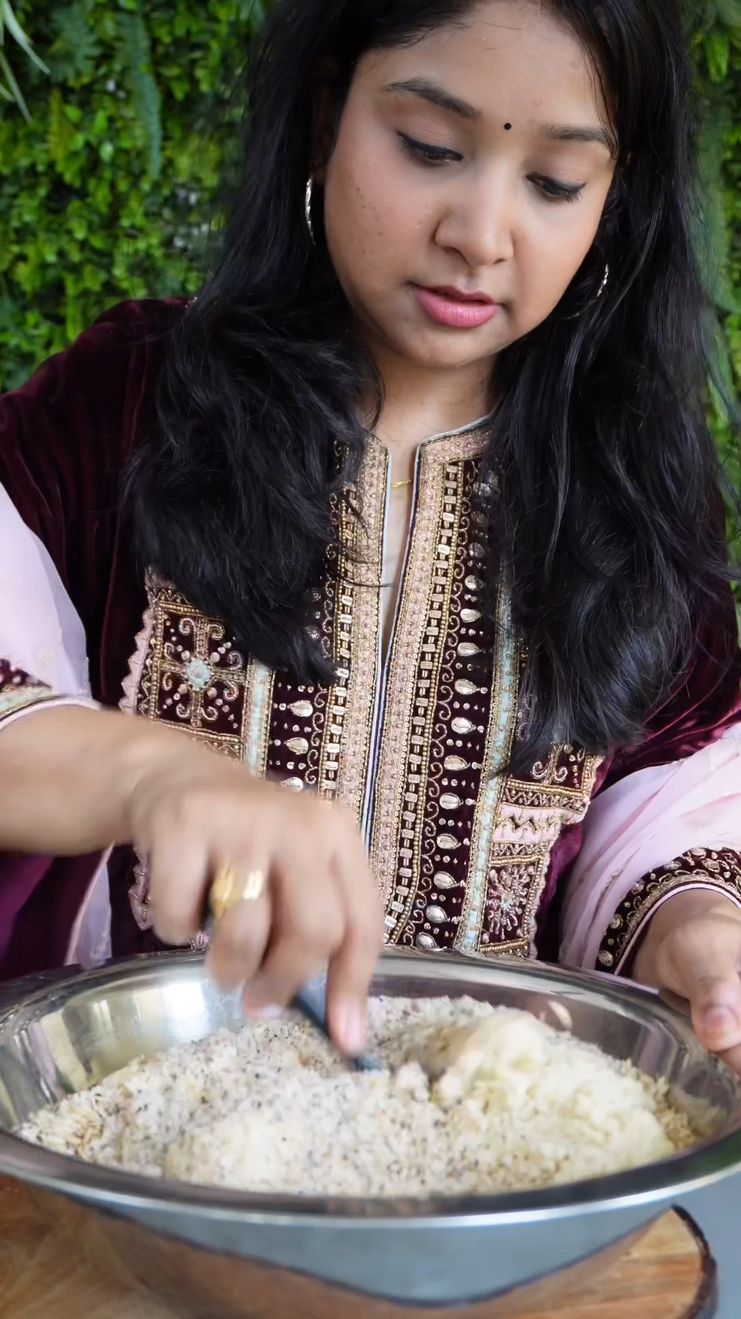 Lets Make *Laddu Gopal Ji Ka Prasad*🙏🙏 #shorts  #JanmashtamiSpecial #Mithai @Fun2ooshFood – YouTube