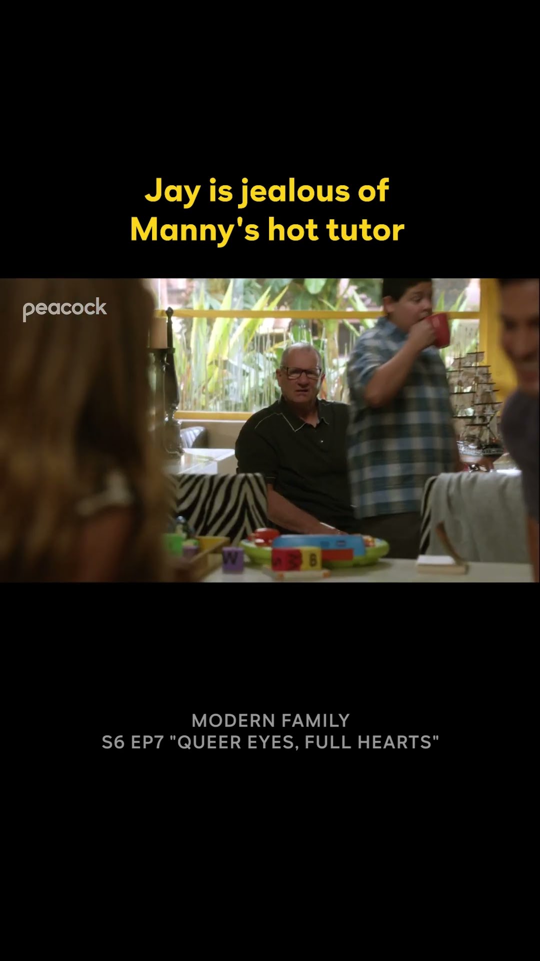 Is someone jealous? 😏 #ModernFamily #JayPritchett #GloriaPritchett #SofiaVergara #Shorts – YouTube