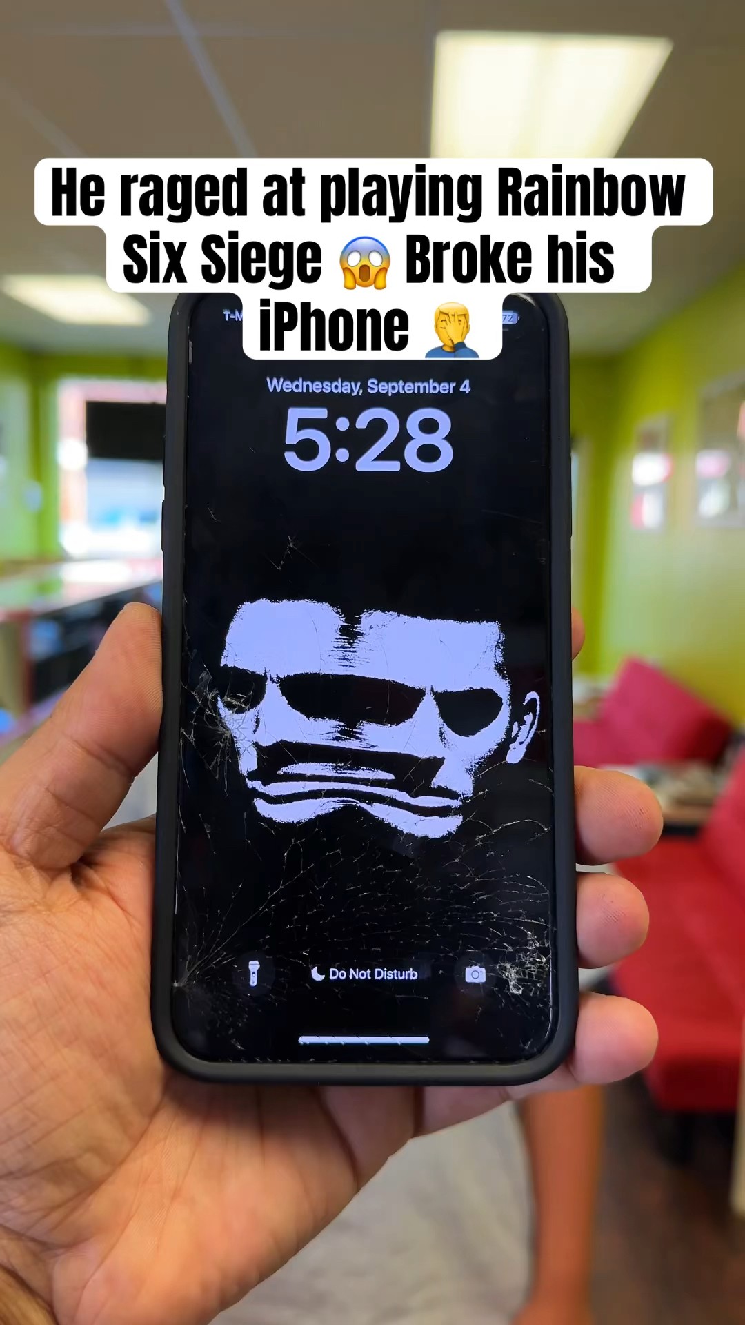 The wallpaper 🎭🥱 #shorts – YouTube
