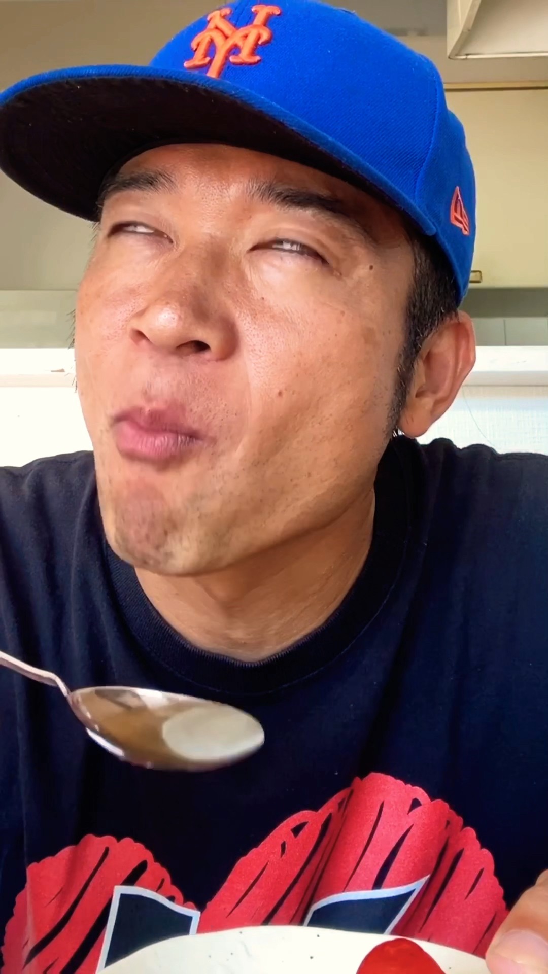 【衝撃】プチトマトに蜂蜜をかけてみたやつ  #shorts #キッチンカー – YouTube