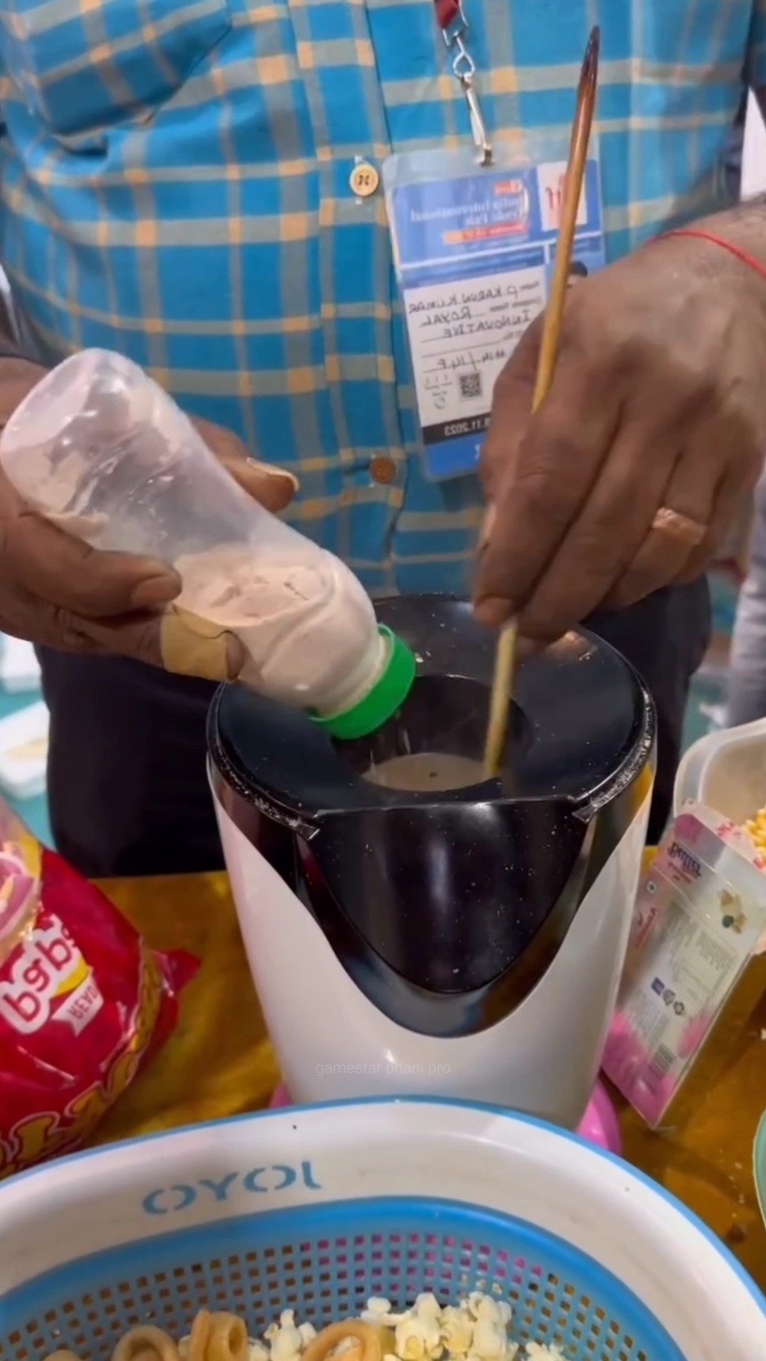 ⚡⚡ PopCorn Making Machine⚡⚡ #shorts #telugufoodie #esangathulu #streetfood  #foodie #omelette – YouTube