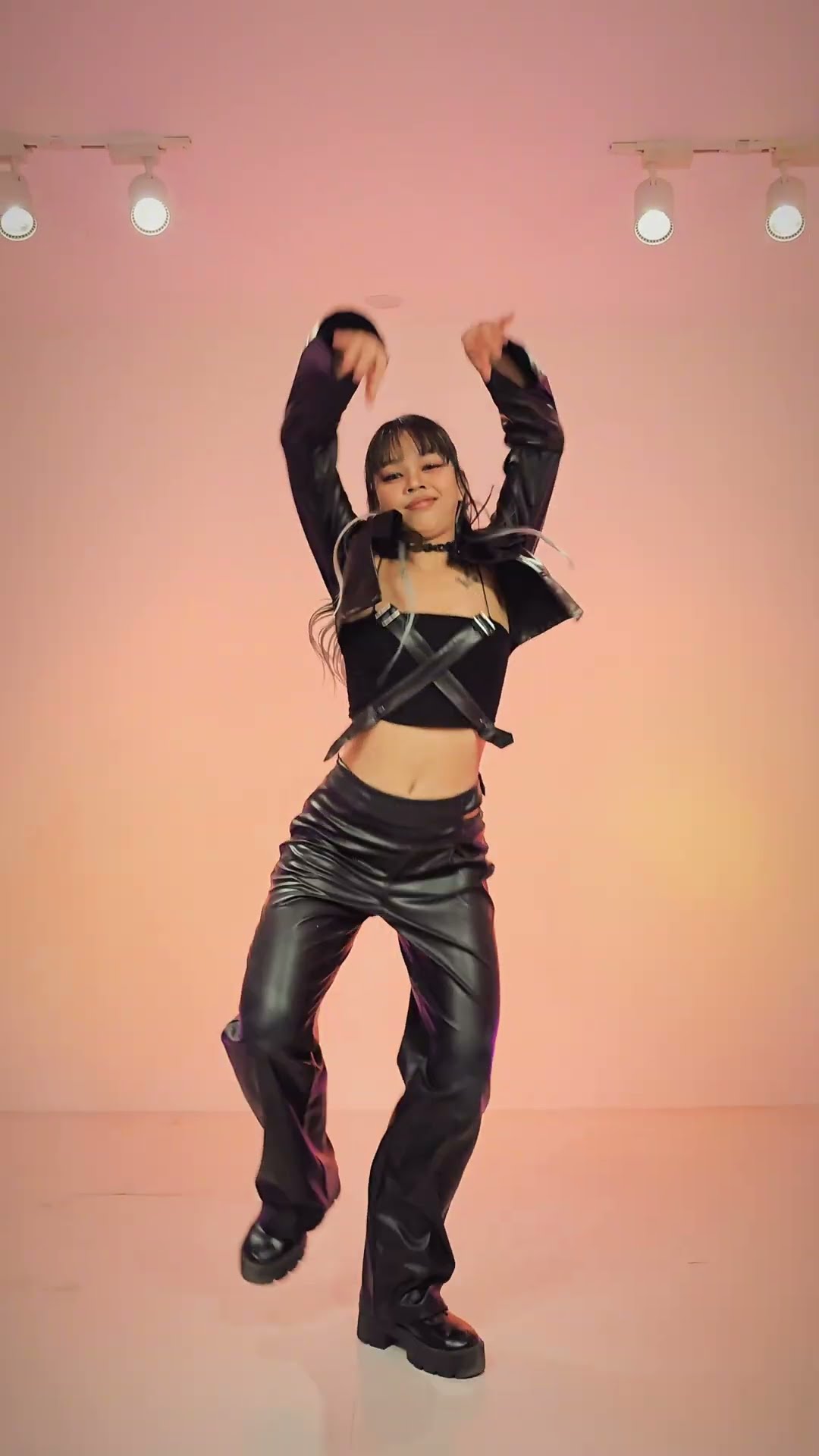 연준 (YEONJUN) ‘GGUM’ (chorus 1) dance cover  @TXT_bighit  #YEONJUN #GGUM #kpop #shorts – YouTube