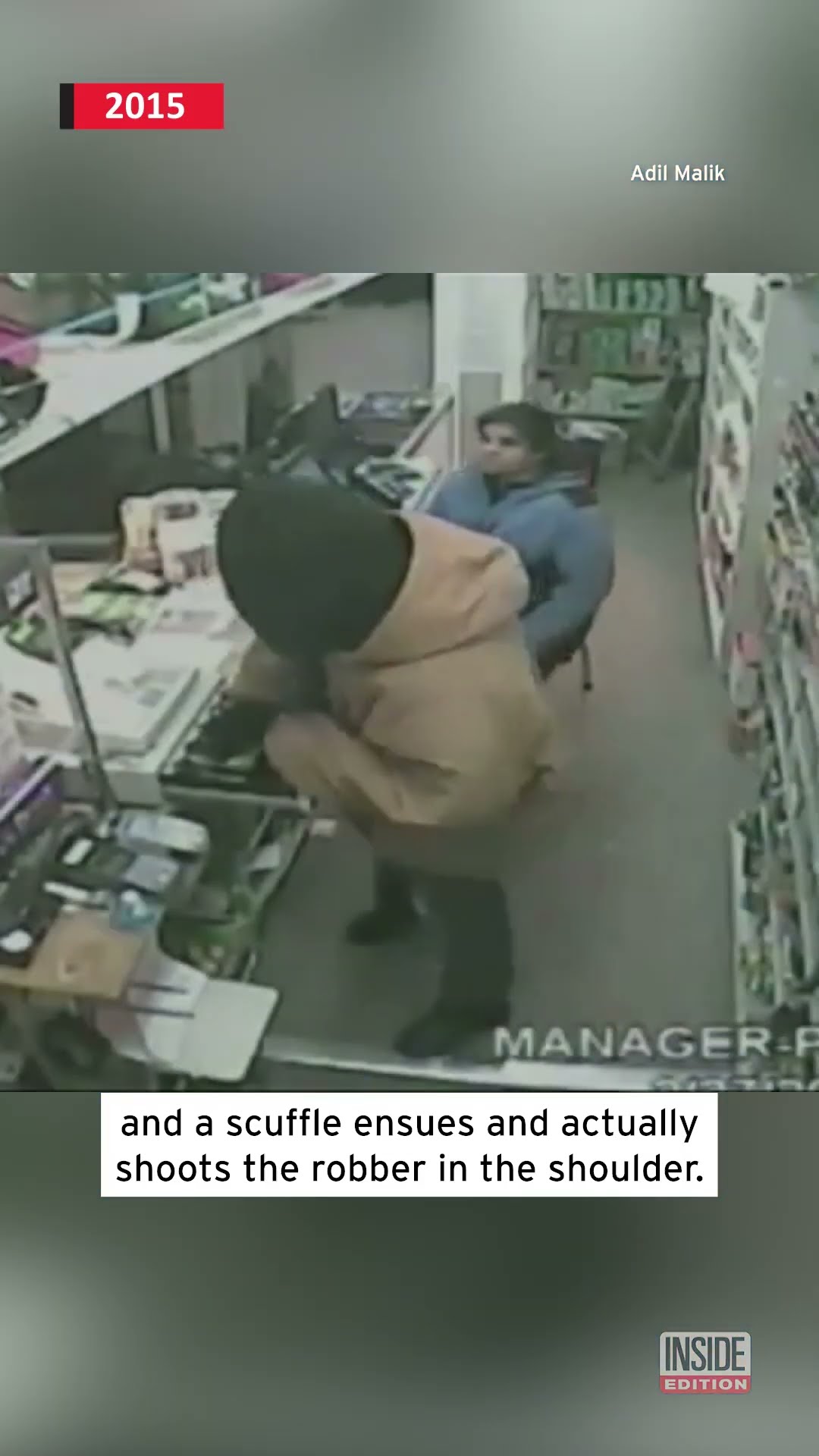 Employee Fought Back Against Armed Robber #shorts – YouTube