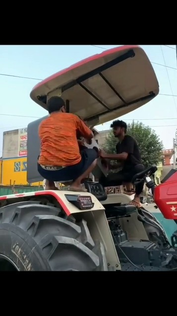 Russian weapon song Nishu deshwal Swaraj tractor music system modefication #youtubeshorts #shorts – YouTube