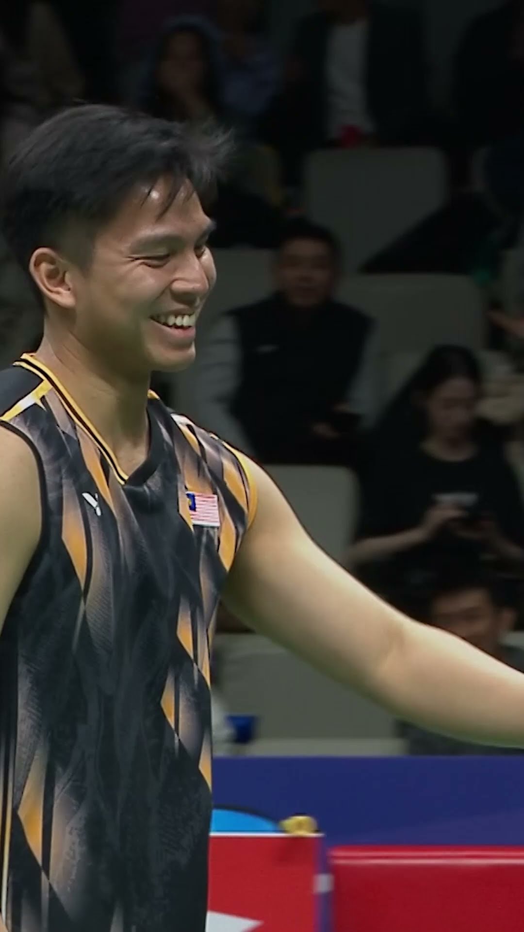 No one expected it to come back! #shorts #badminton #BWF – YouTube