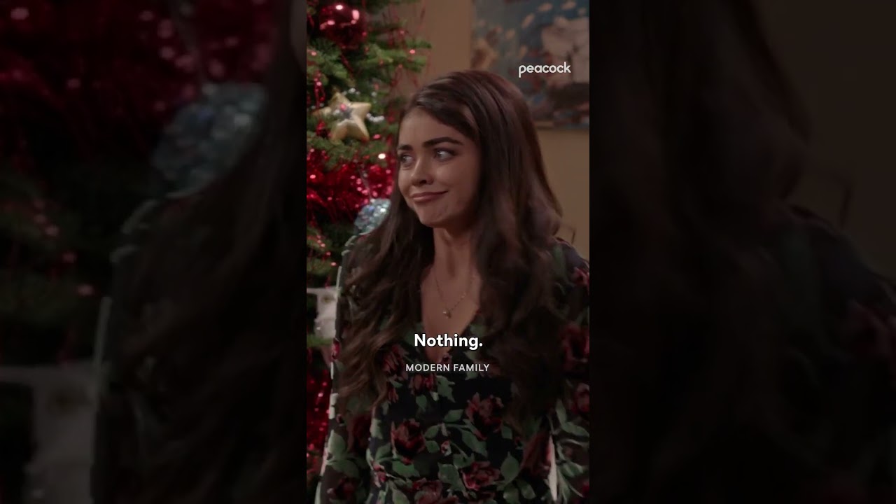 The Dunphy family is growing this Christmas #ModernFamily #HaleyDunphy #Shorts – YouTube