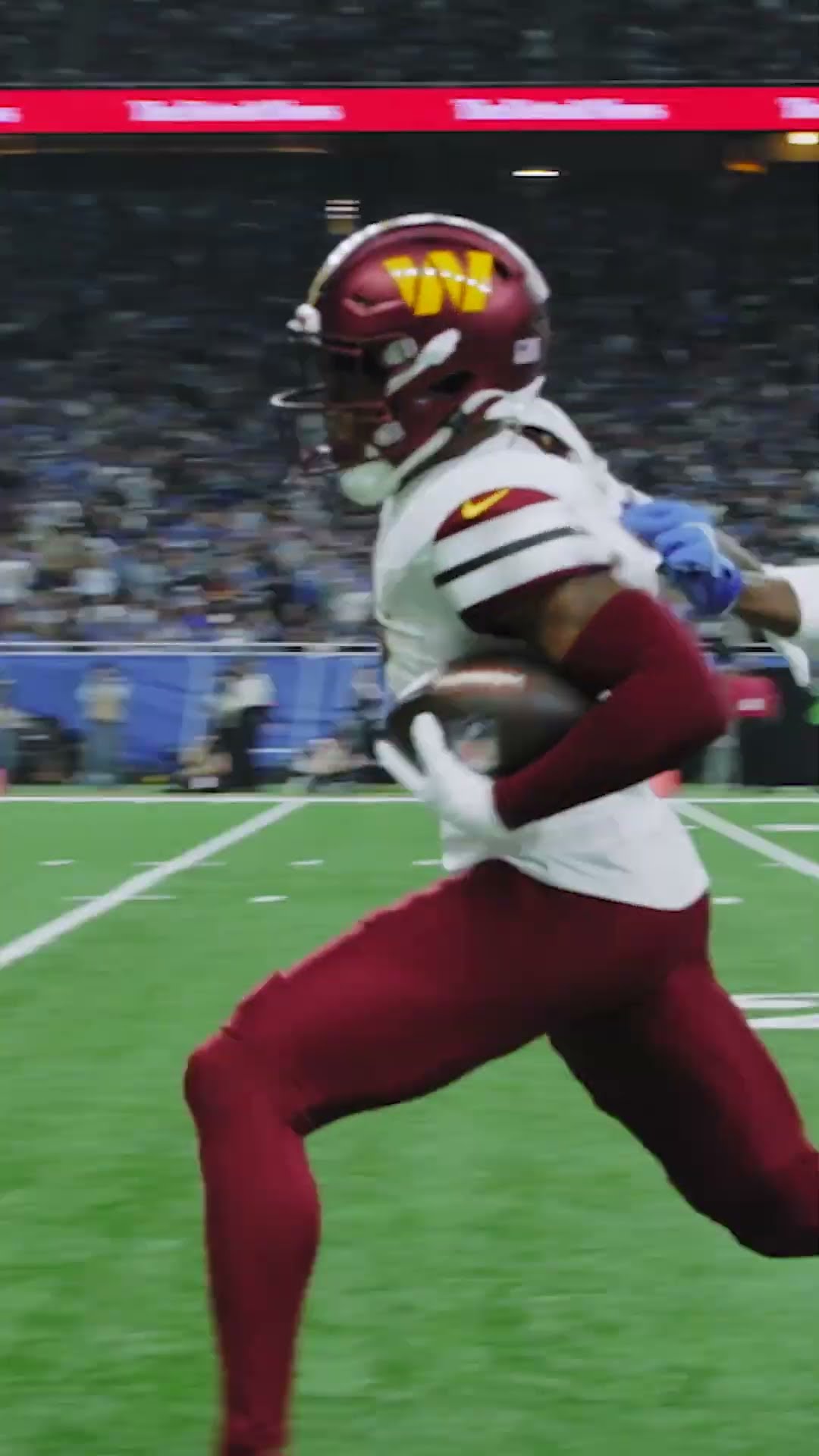 FEED 17 🍽️  #nfl #football #commanders #shorts #raisehail – YouTube