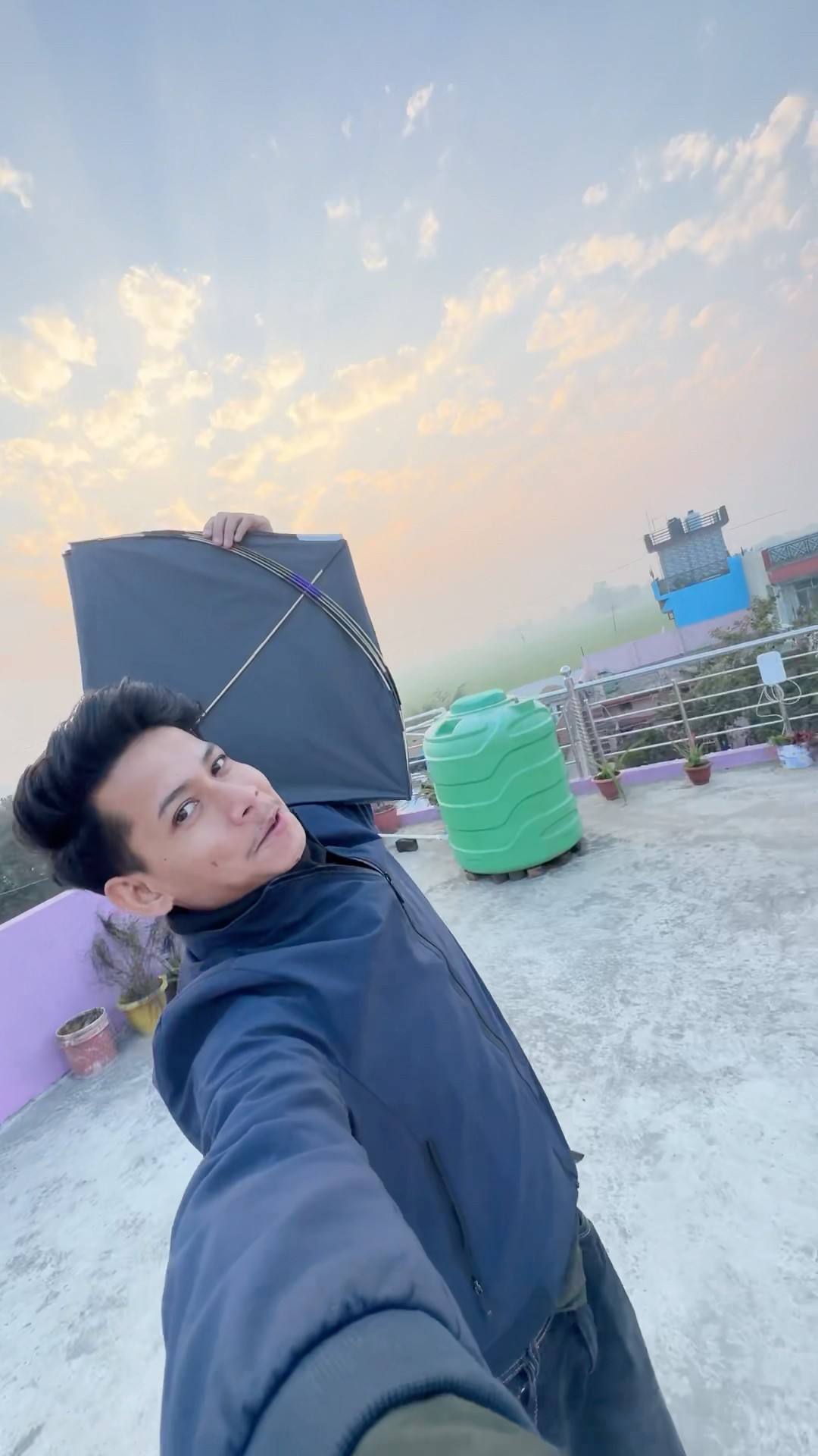 Patang Lene Ke Chakkar Me ₹150 Ka Nuksaan Ho Gya #shorts – YouTube