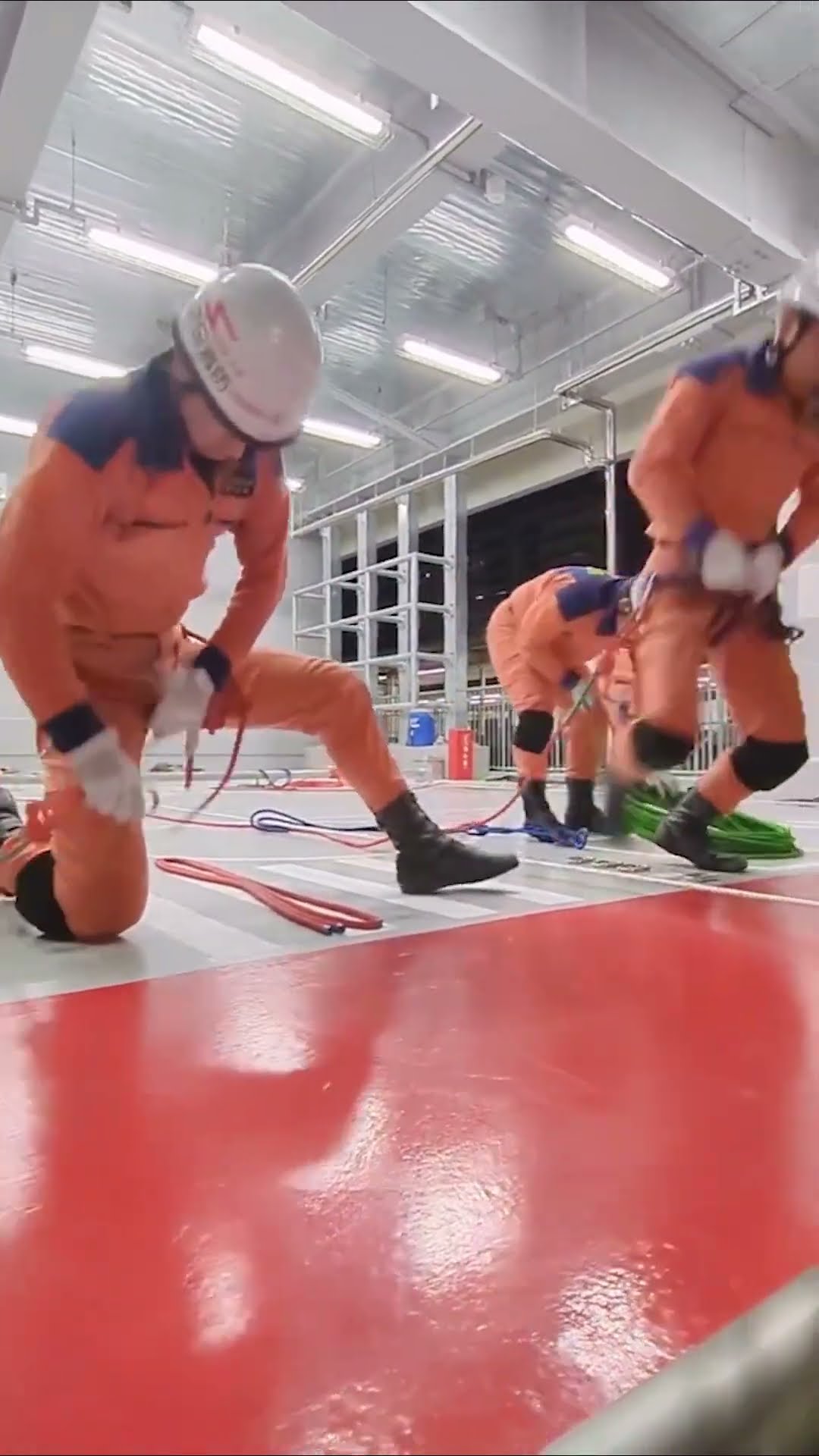 Japanese Firefighter Training is Crazy – YouTube