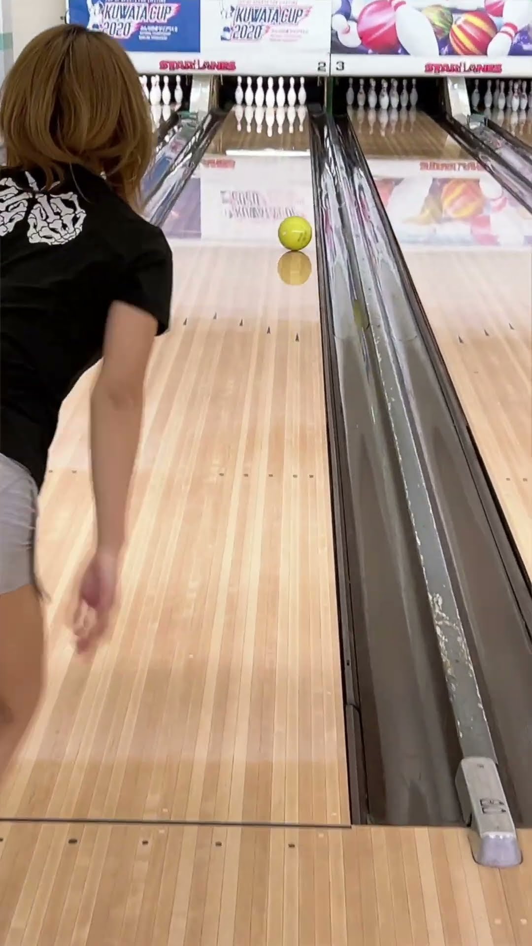 【ポンコツ】バイク女子ボウラーあいか🏍️🎳#bowling #shorts #shortvideo – YouTube