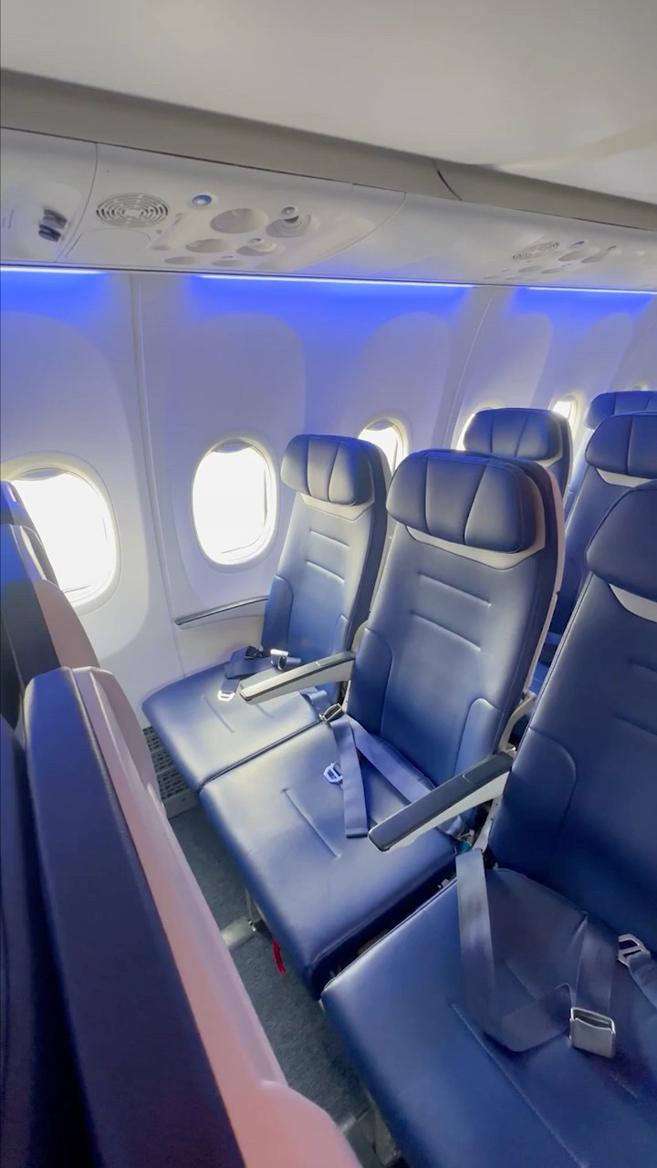 Welcome aboard Southwest's Boeing 737 MAX ✈️ #aviation #travel #shorts – YouTube