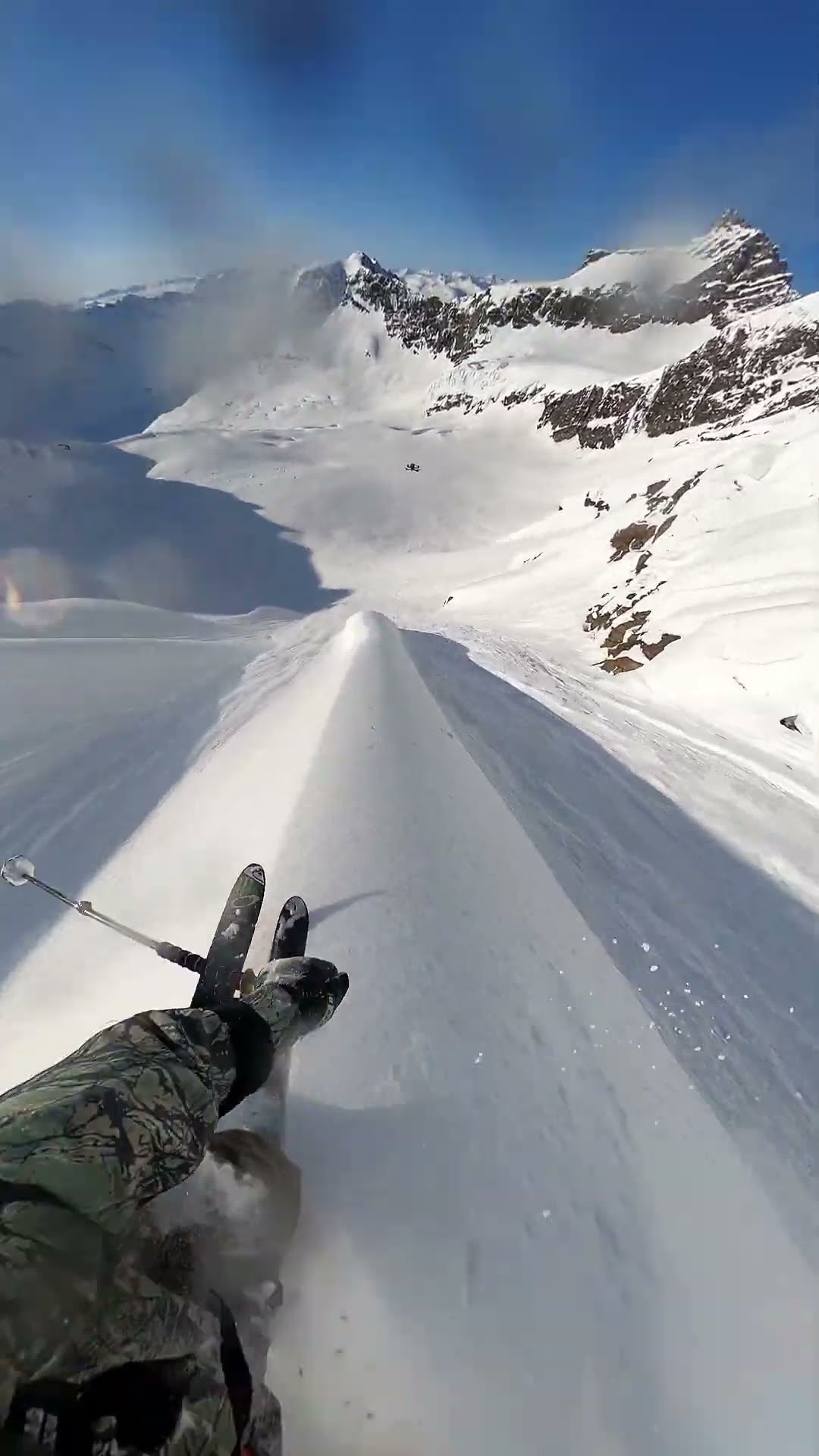 Steep Alaska Spine Skiing POV 🎬 Sammy Carlson #Shorts #Ski – YouTube