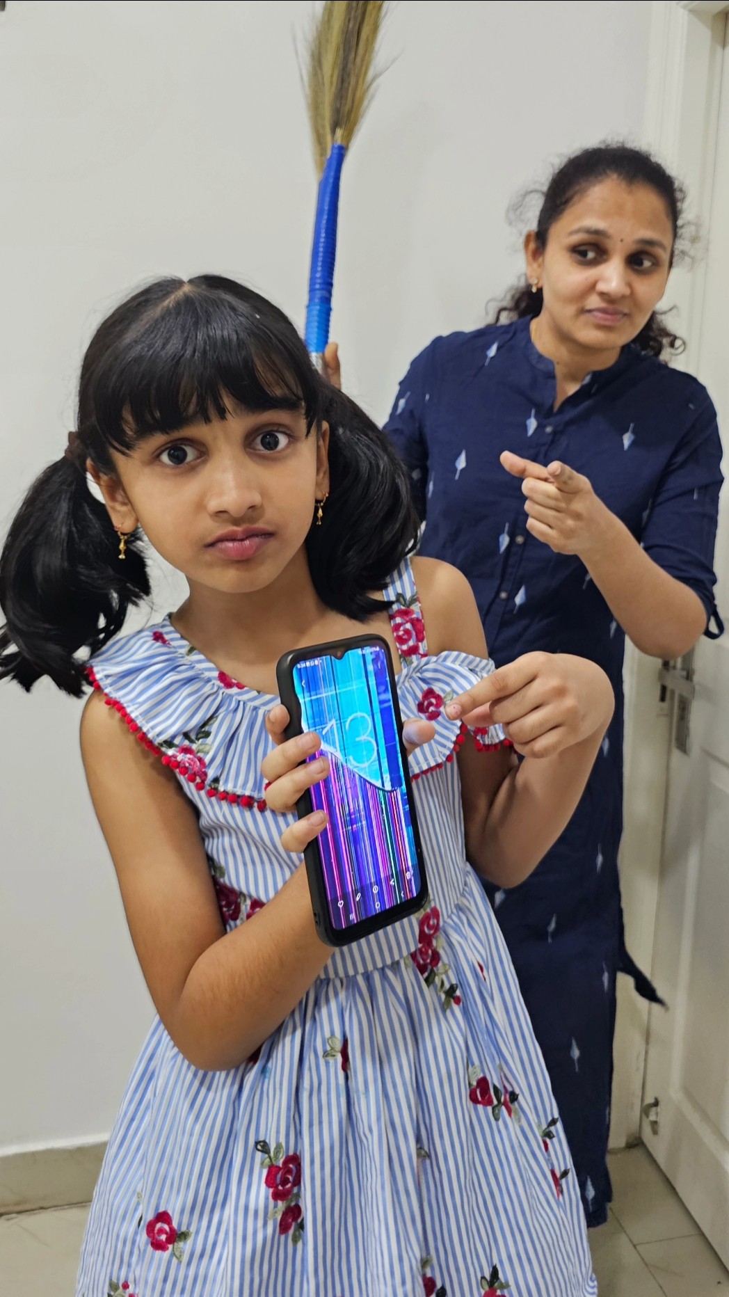 Tom 🍓 Jerry (Siddi&Ammu)Real End Twist😍🎈 #shorts #viral #v5familyshow – YouTube