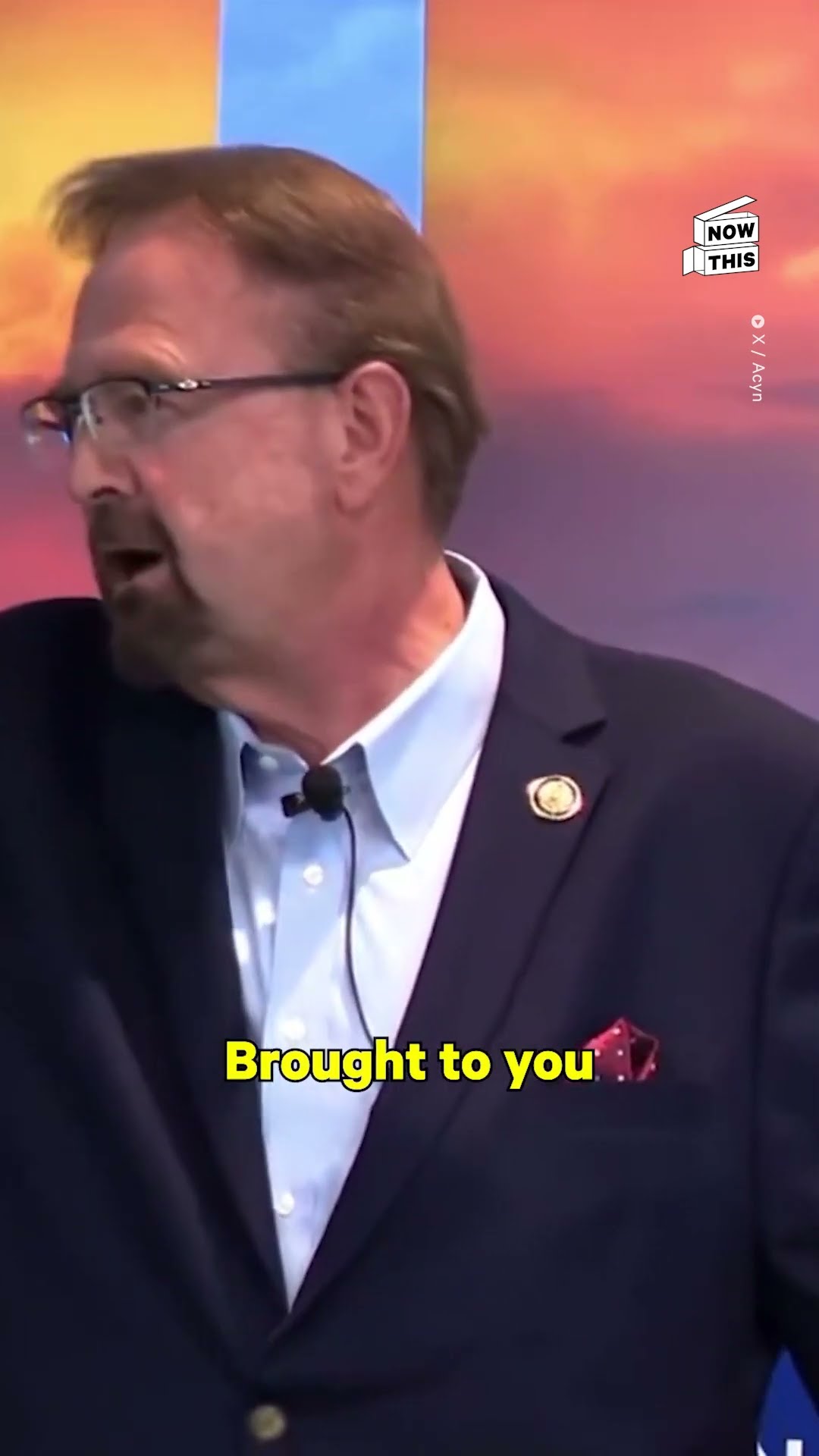Veteran Confronts Republican Rep Chuck Edwards in Chaotic Town Hall – YouTube