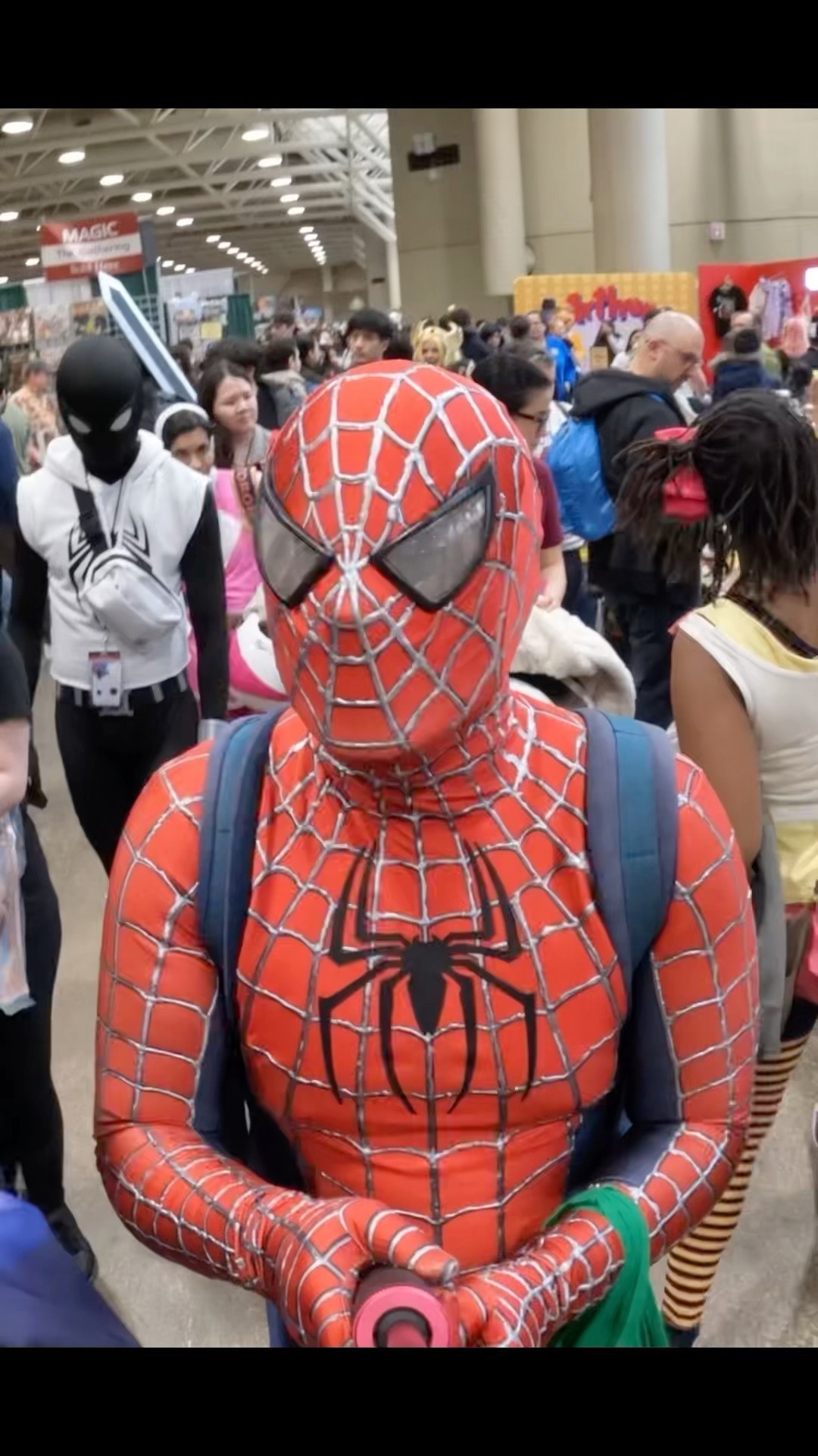 Raimi Siderman goes to Toronto Comic Con 2025 #shorts #cosplay #spiderman – YouTube