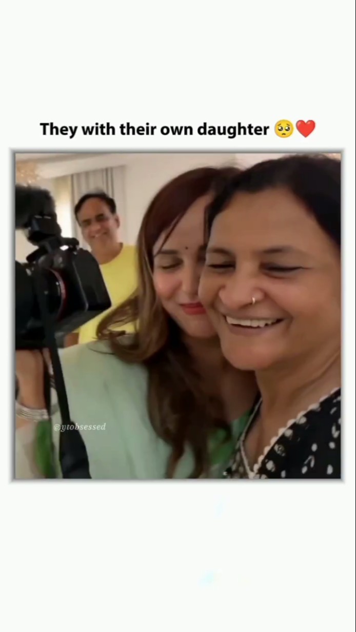 How they treat both bahu 🥺❤️🤌🏻|| @ytobsessed || #shortsfeed #ruchikarathore #shorts – YouTube