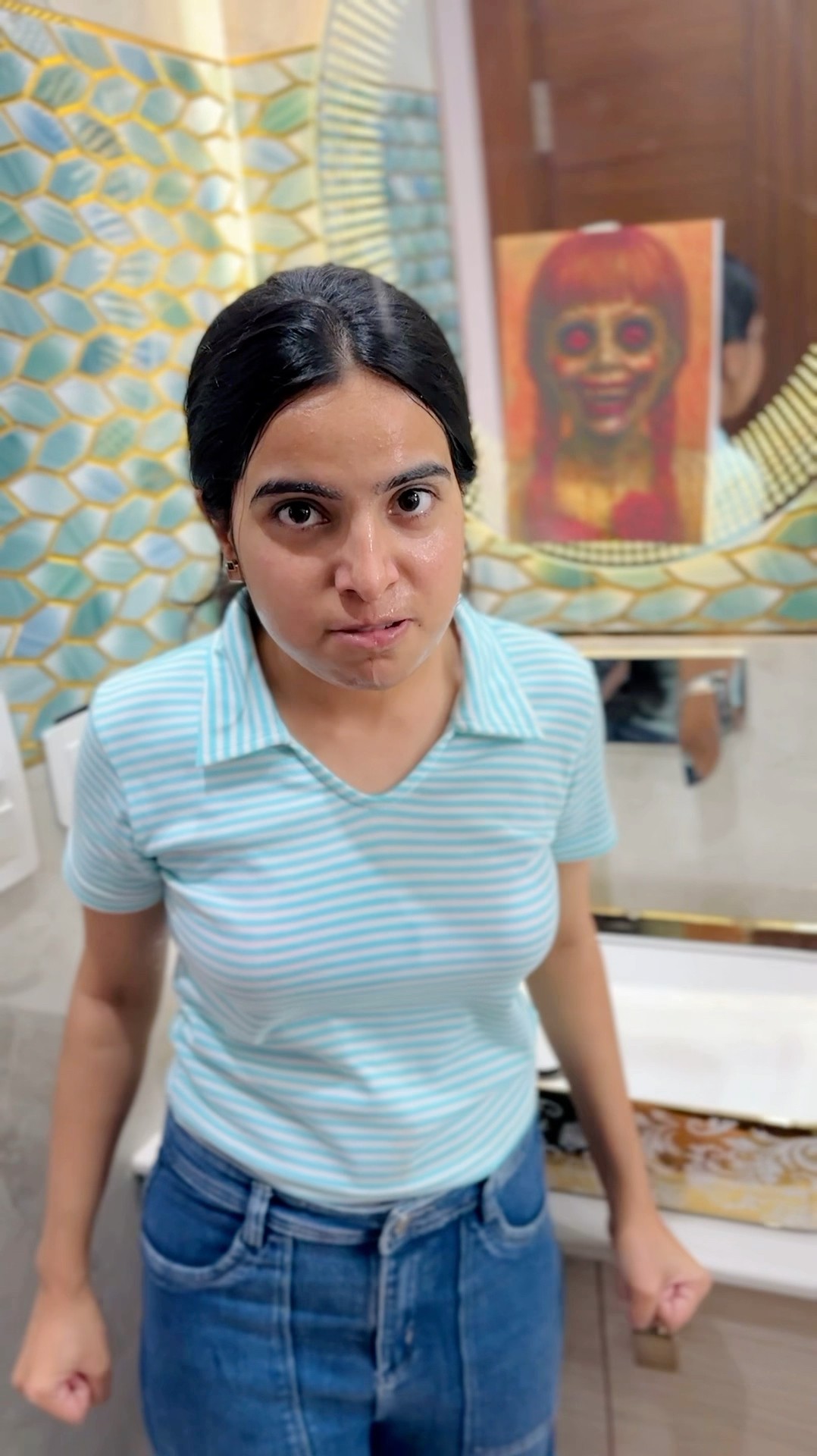 Annabelle Mirror Prank 😱😈🤣 #priyalkukreja #shorts #ytshorts – YouTube