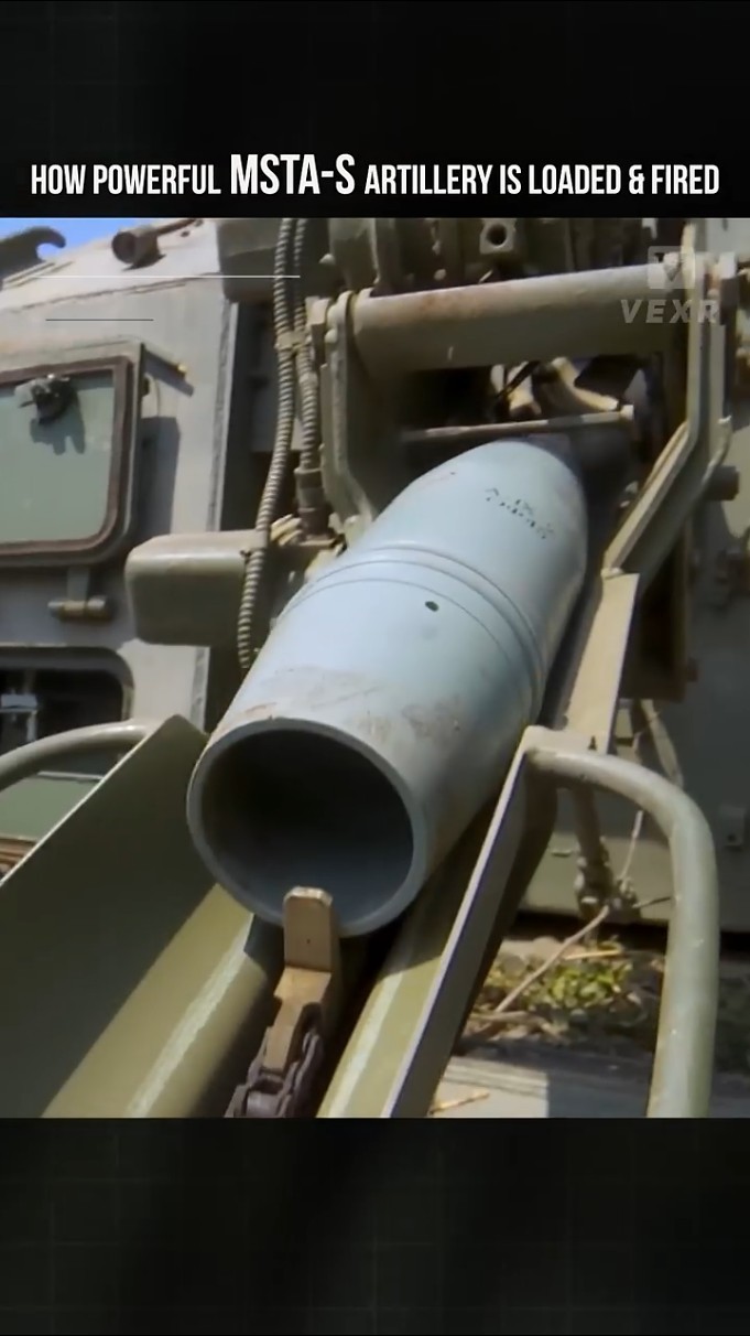 How Powerful "Msta-S" Artillery is Loaded & Fired – YouTube