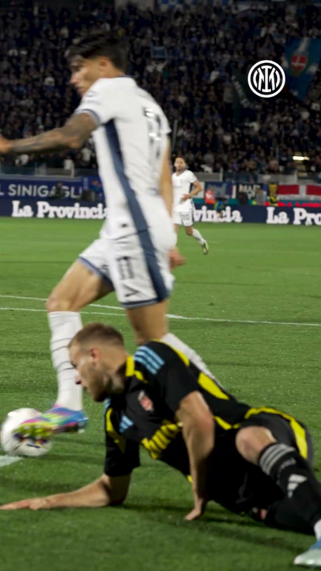 Argentinian tango? Tucu owns it ⚽🇦🇷 #IMInter #Shorts – YouTube