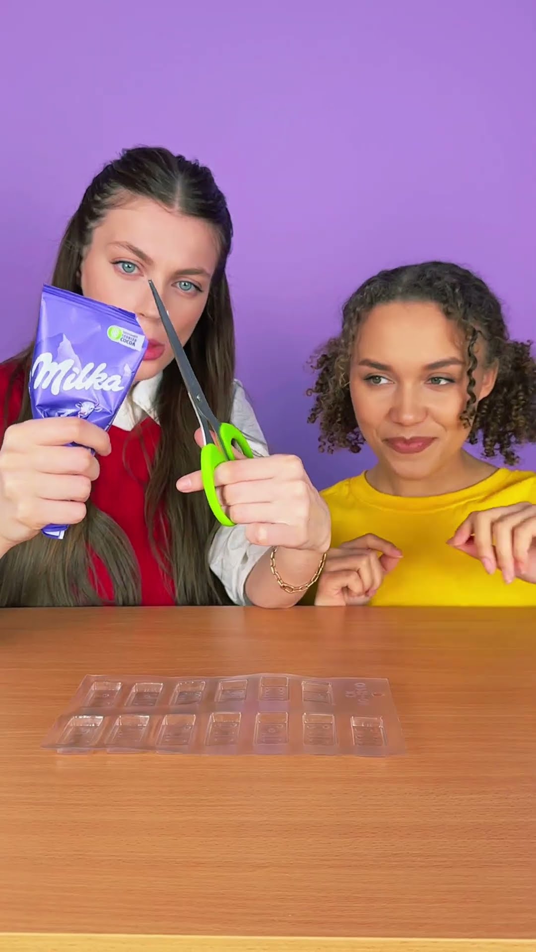 Sneak Food Into Class 🍫😂 #shorts – YouTube