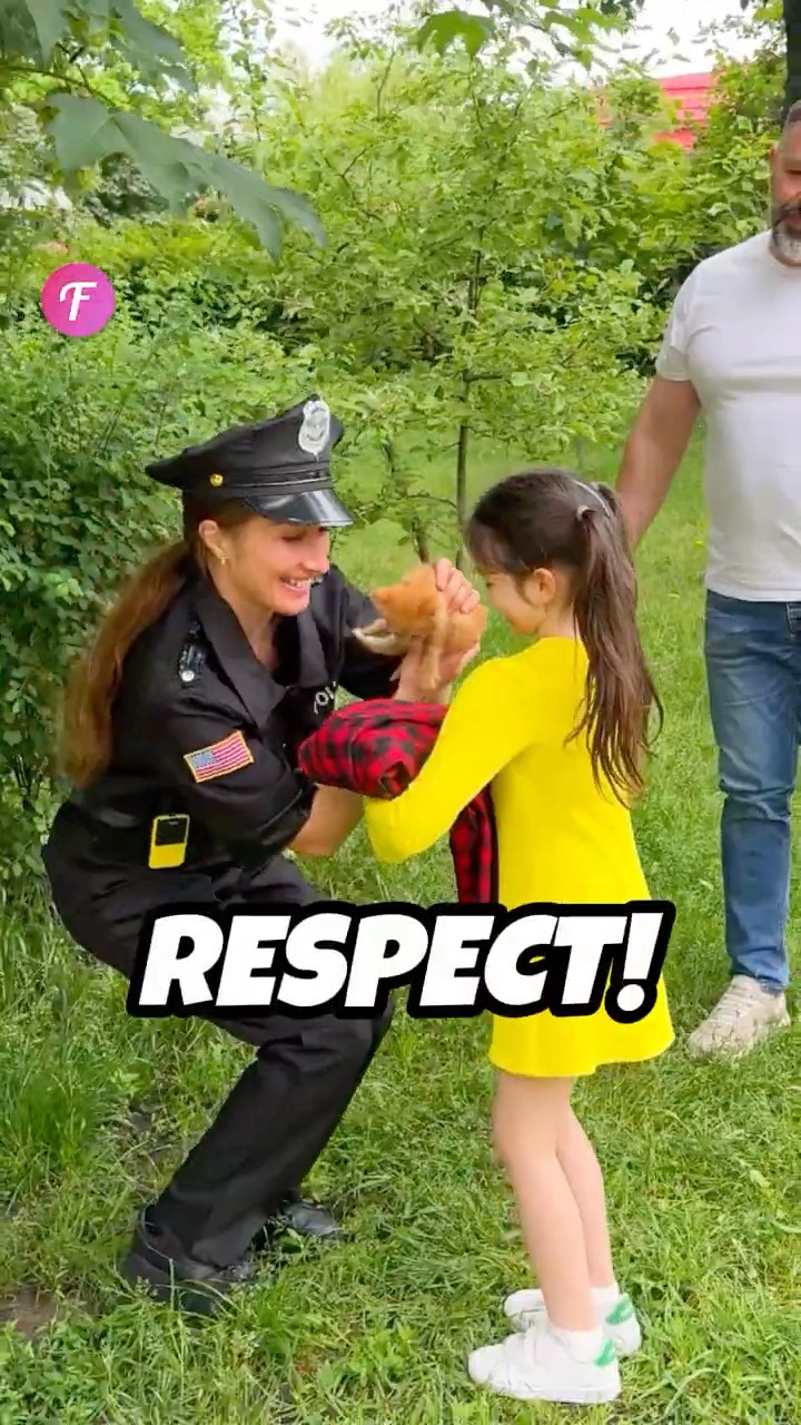 Kindness 🐱 Little Girl's Quick Thinking Saves Kitten! #kindness #kittenrescue #shorts – YouTube