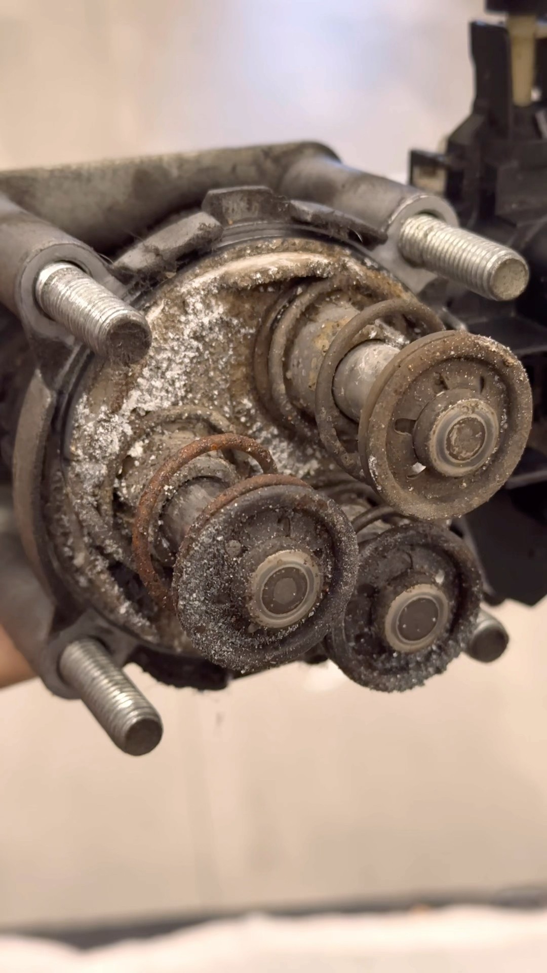 A lavadora trabalhou sem óleo ! 🤦⚙️ #shorts #manutenção – YouTube