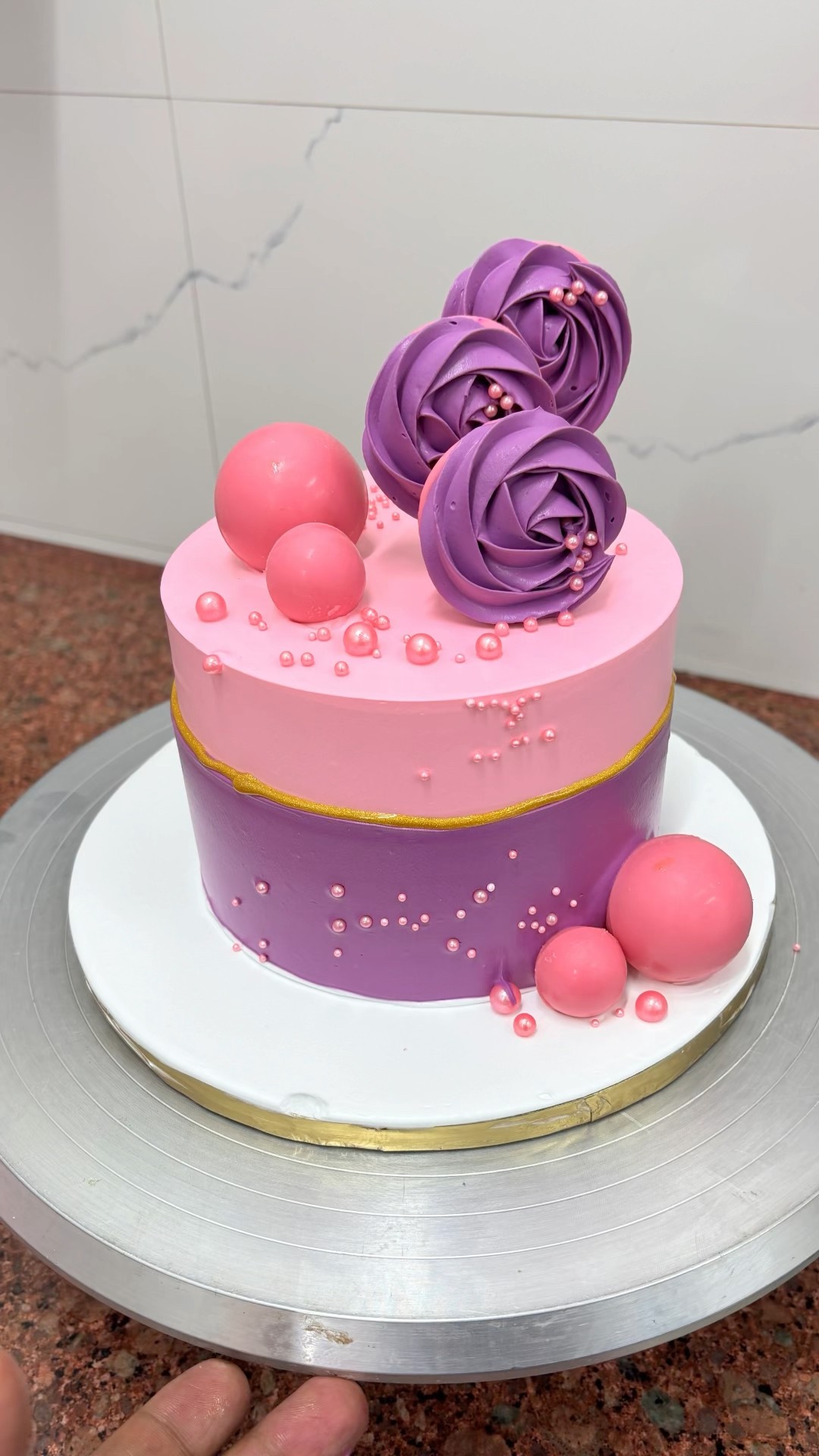 Beautiful pink and purple roses cake #cakedecorating #roses #chocolatecake #trending #shorts #short – YouTube