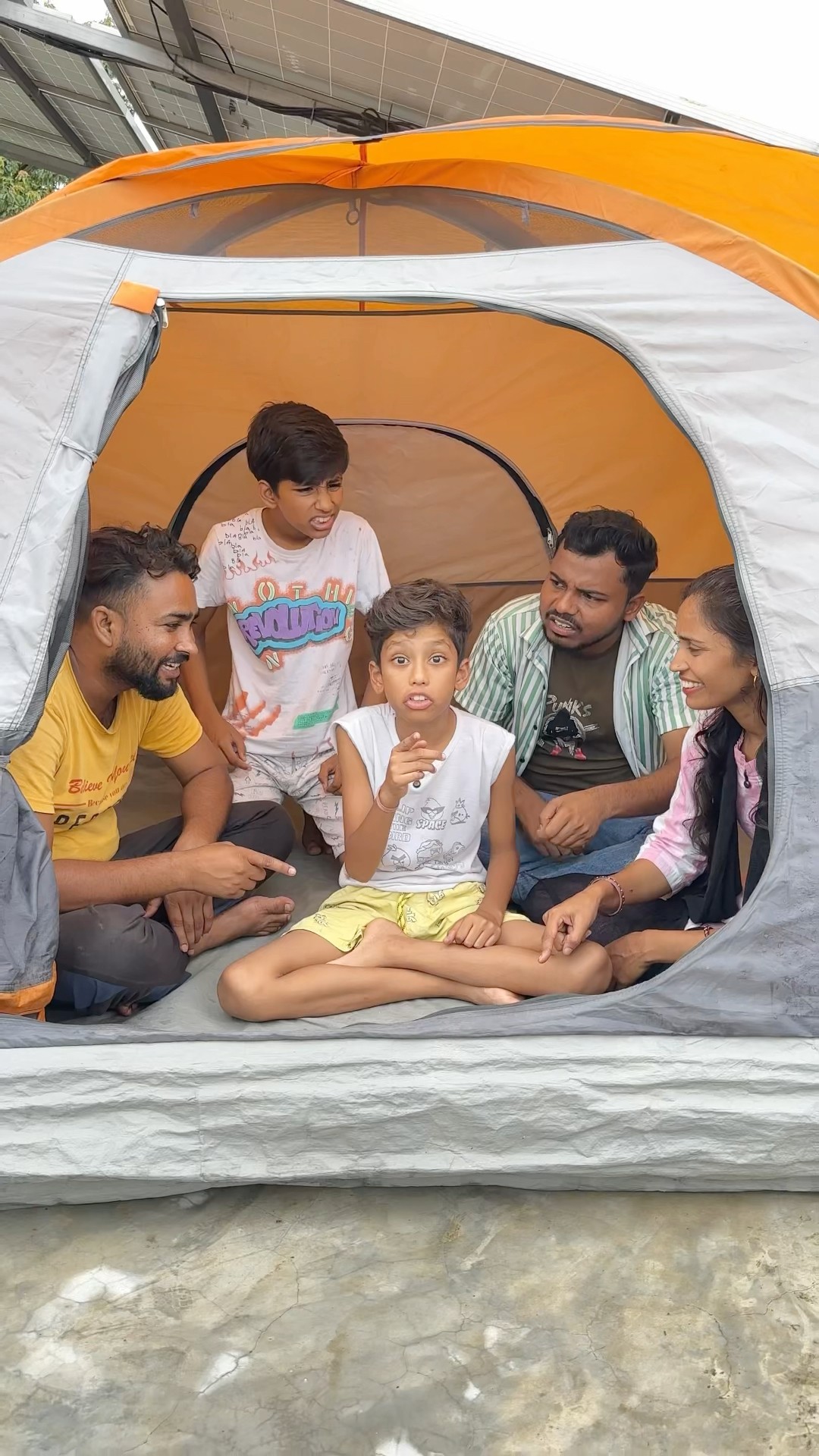 Tent House Me Chudail Aarhi hai ⛺️😱 #shorts #ytshorts #viralvideos #chudail – YouTube