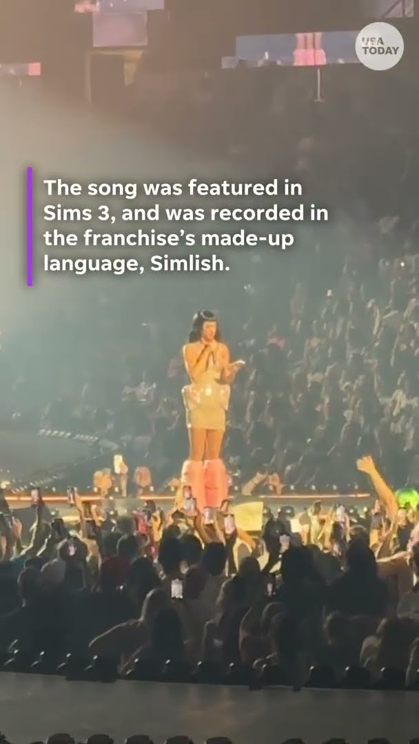 Katy Perry's nostalgic moment sings 'Last Friday Night' with a twist #Shorts – YouTube