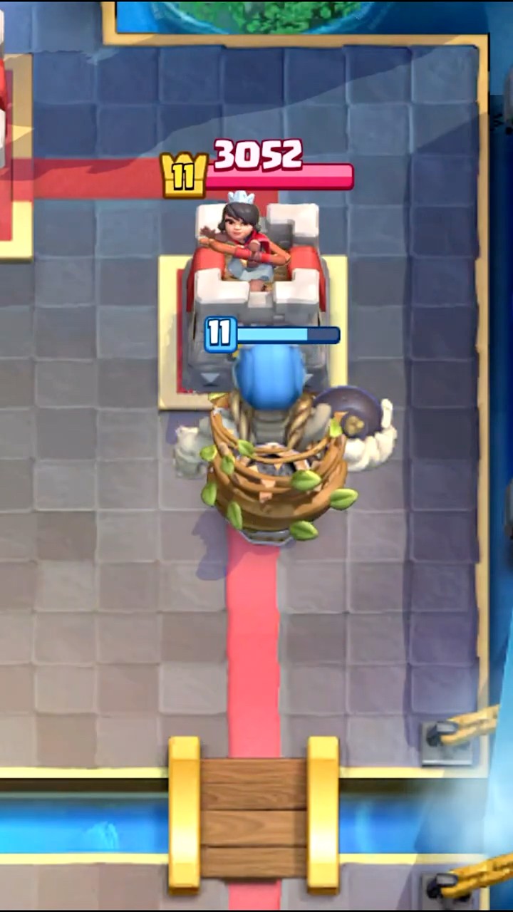 CRAZY INTERACTIONS IN CLASH ROYALE! #clashroyale #shorts – YouTube