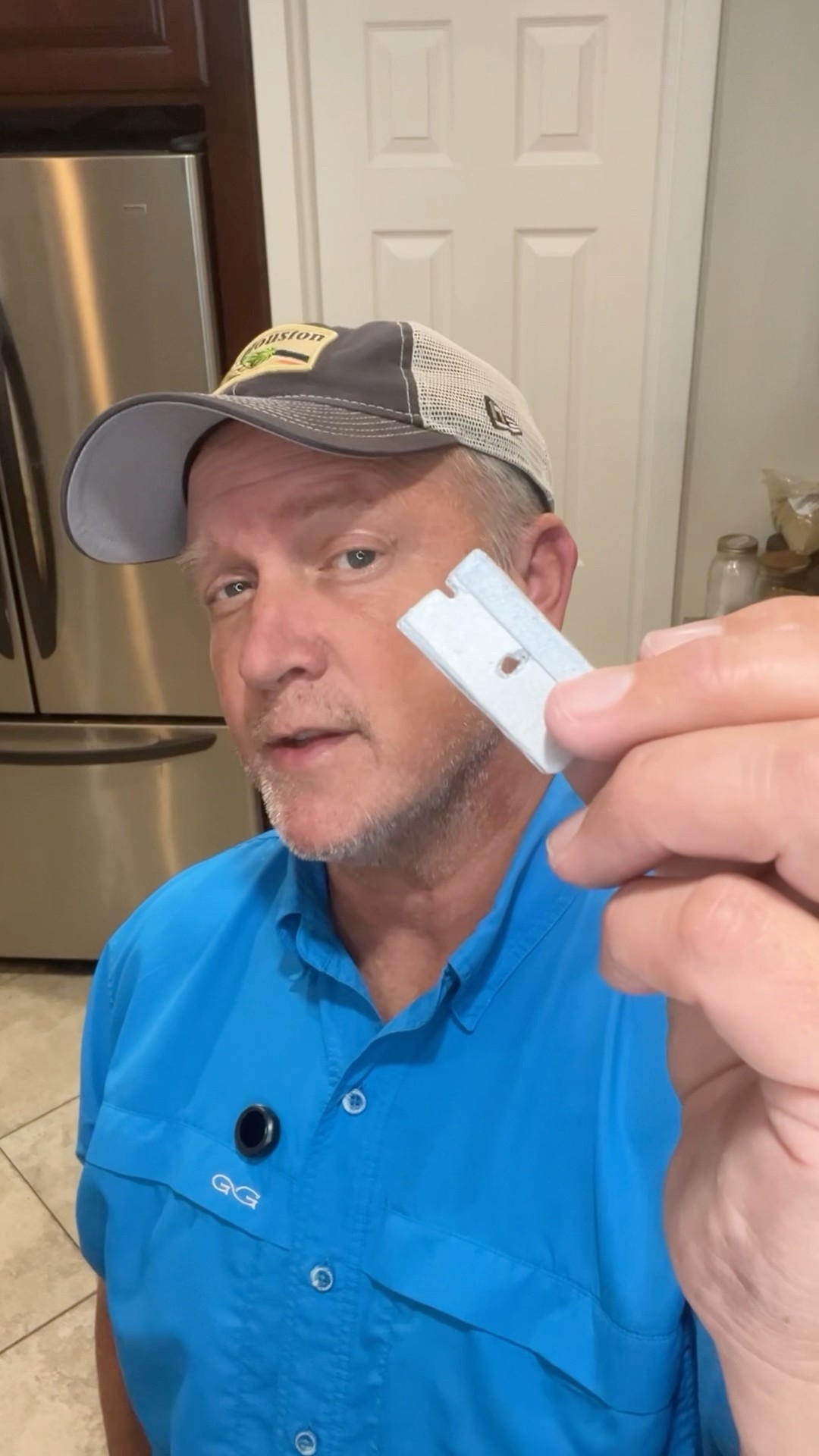 Edible Razor Blade Prop #shorts – YouTube