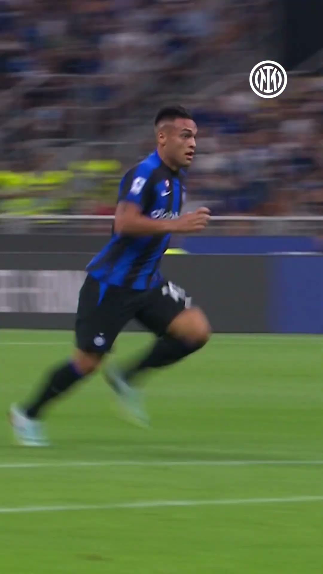 Barella ➡️ Lautaro ➡️ Gol ⚽ #Shorts – YouTube
