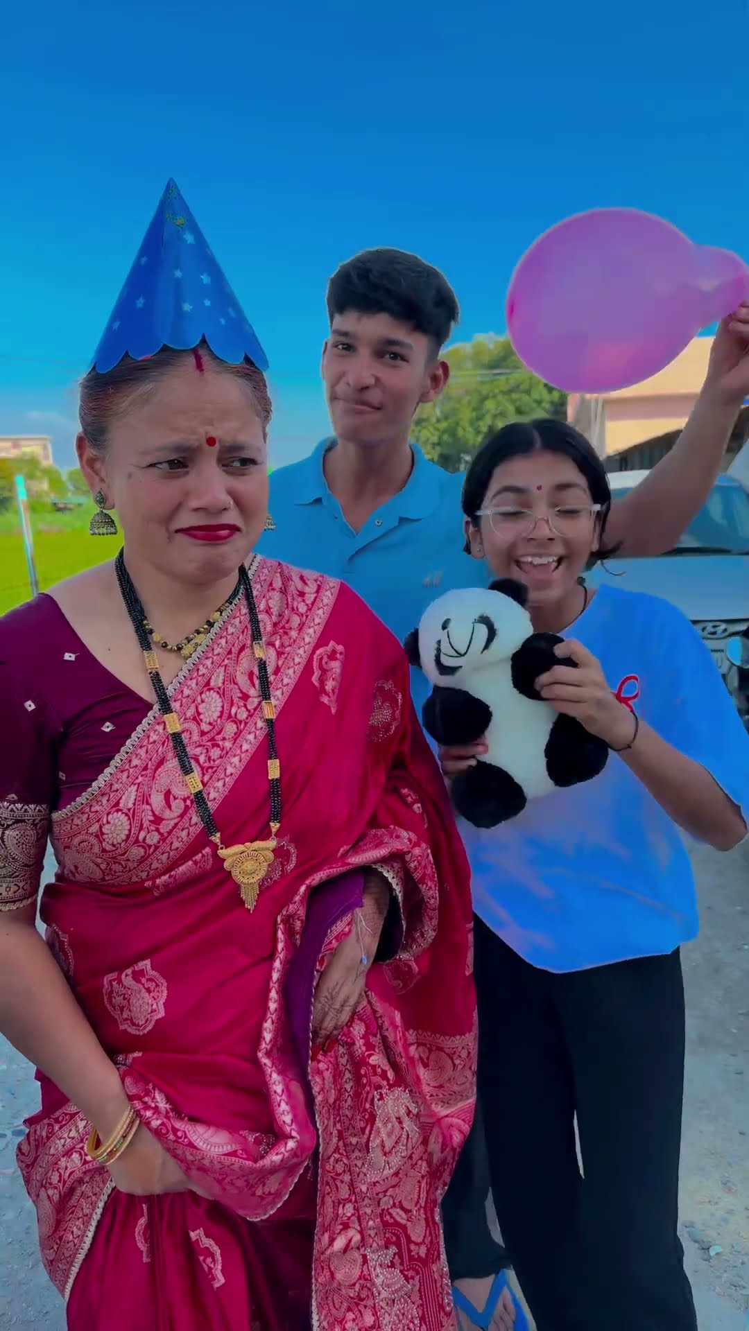 Sare Bolo Happy Birthday 🎂 🤪 #shorts #funny #harppybirthday #funny – YouTube