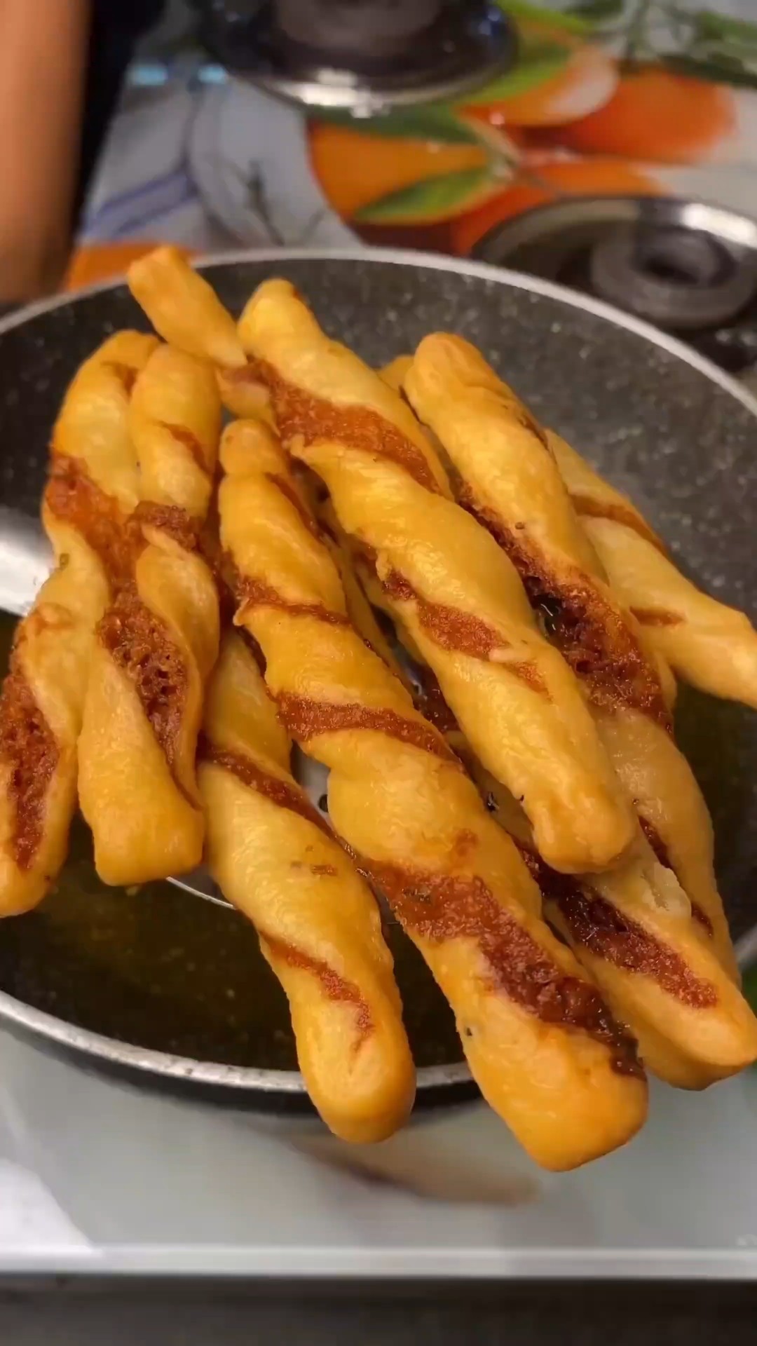 Crispy Twisted Singara Recipe | Unique Bengali Snack Idea | Easy Evening Snack #shorts – YouTube