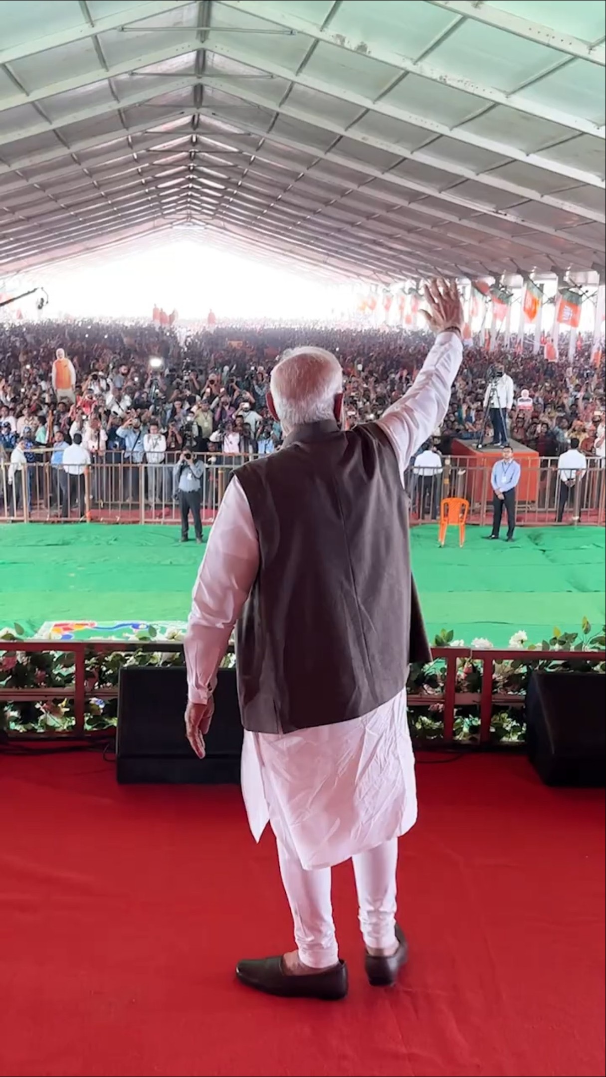 PM Modi receives a grand welcome in Samastipur, Bihar | #shorts – YouTube
