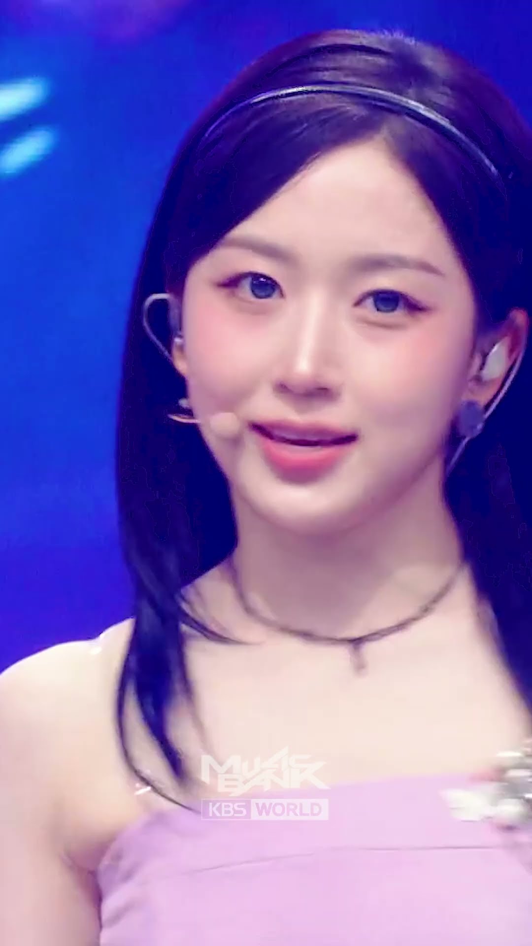 NMIXX – Blue Valentine #NMIXX #エンミックス #엔믹스 #Blue_Valentine #Shorts #MusicBank | KBS WORLD TV – YouTube