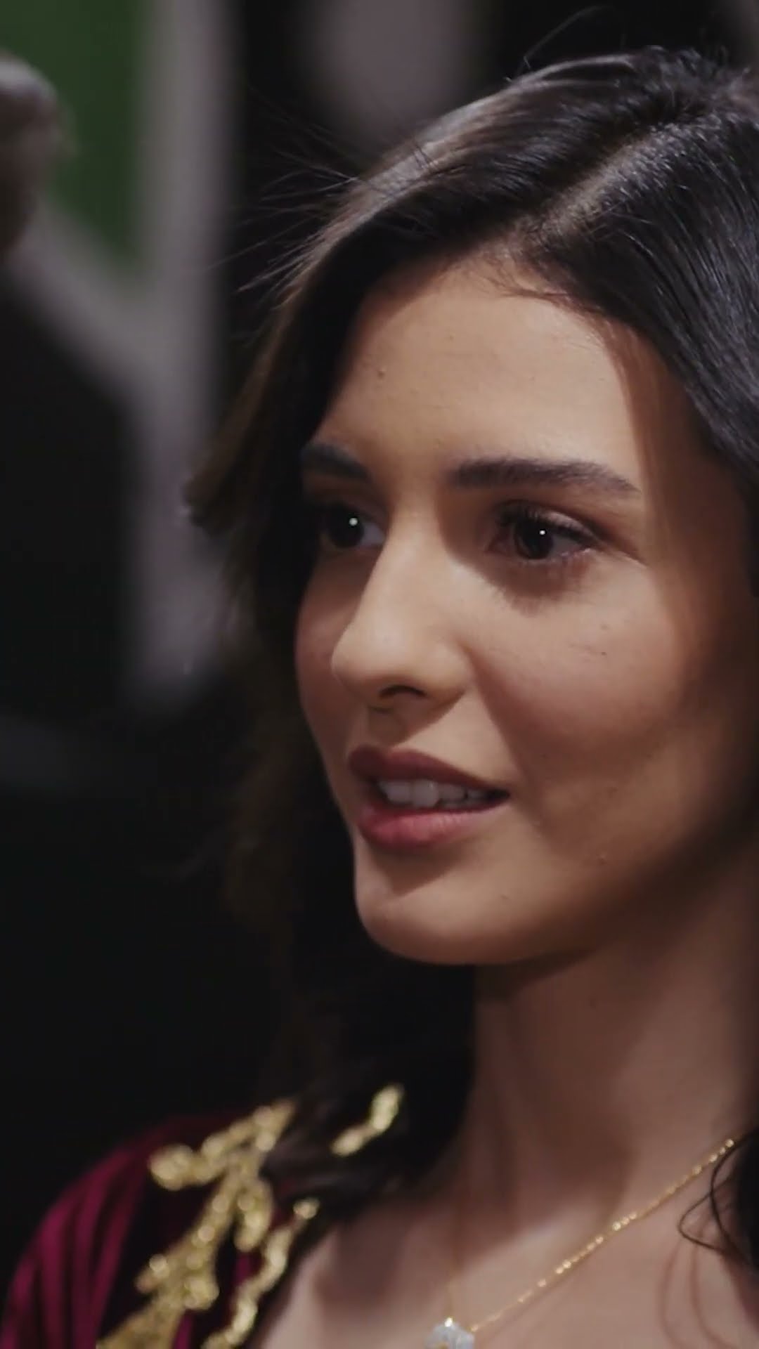 Orhir'den romantik dans ❤️ #redemption #esaret #shorts  #mahassinemerabet #cenktorun – YouTube