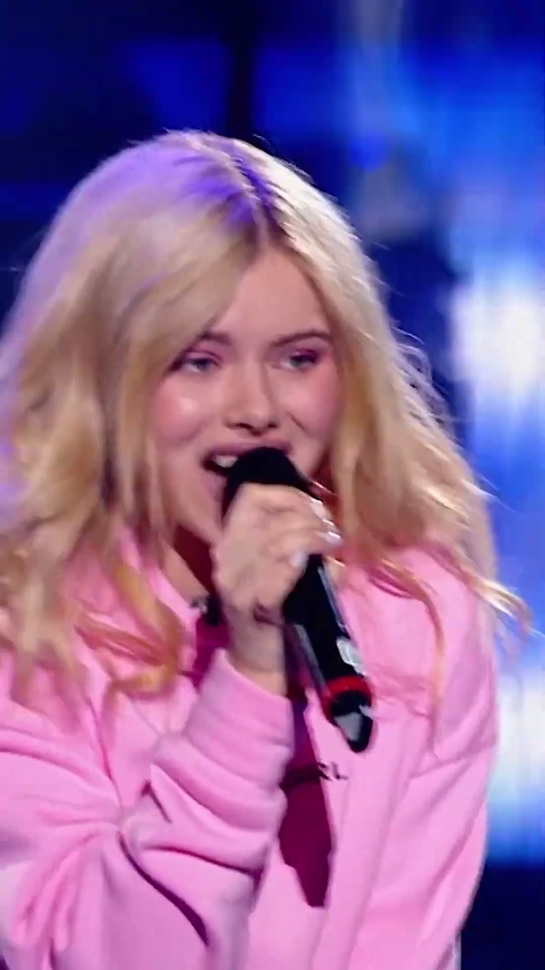 Set the Stage on FIRE #thevoice #shorts – YouTube