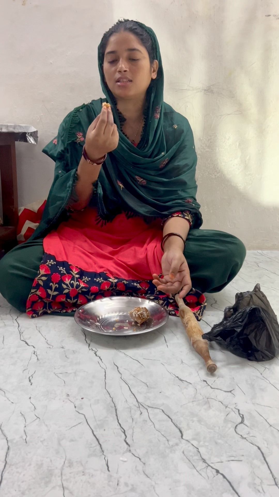 Shaam ki routine bheli kha rahi hu💫#viralvideo #trending #shorts #yshorts #houswifevlogger #video✨ – YouTube