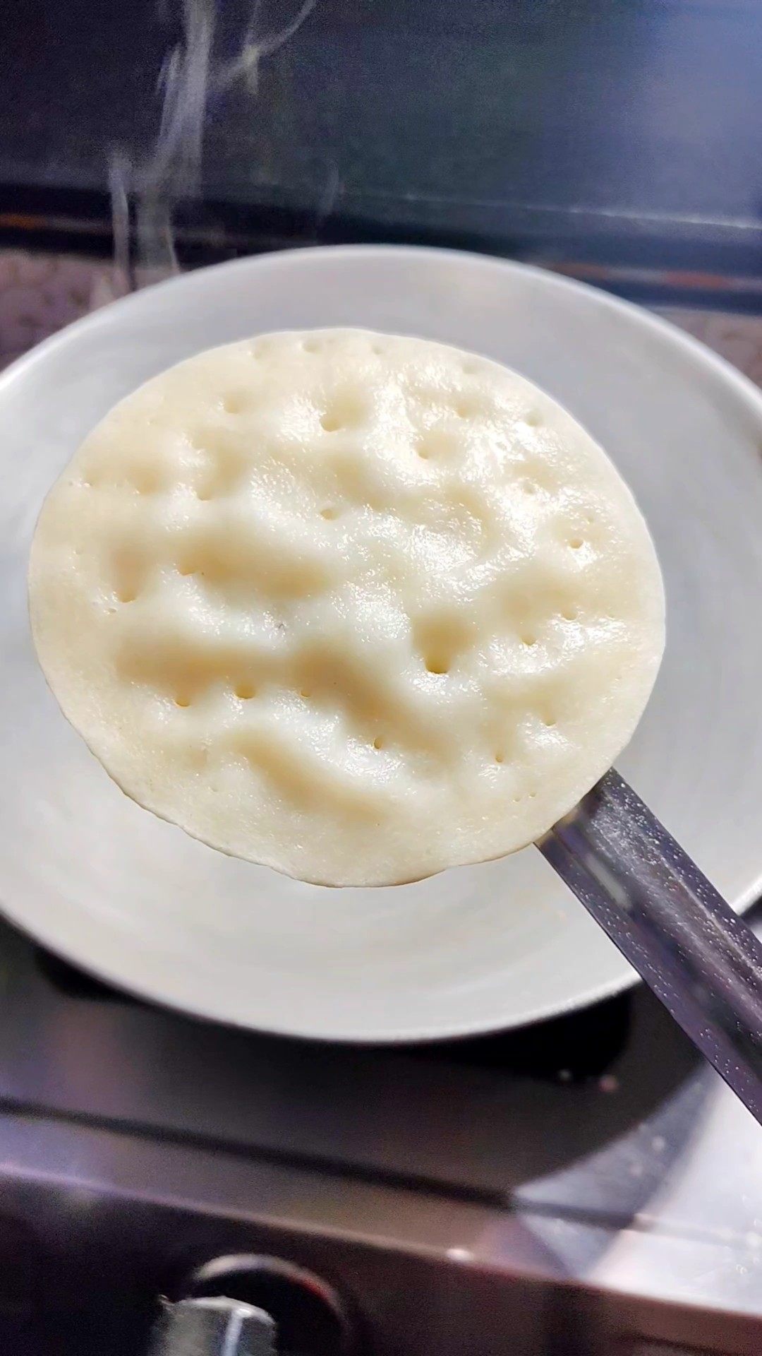 কড়াইতে চিতই পিঠা। chitoi pitha #shorts #food #recipe #cooking – YouTube
