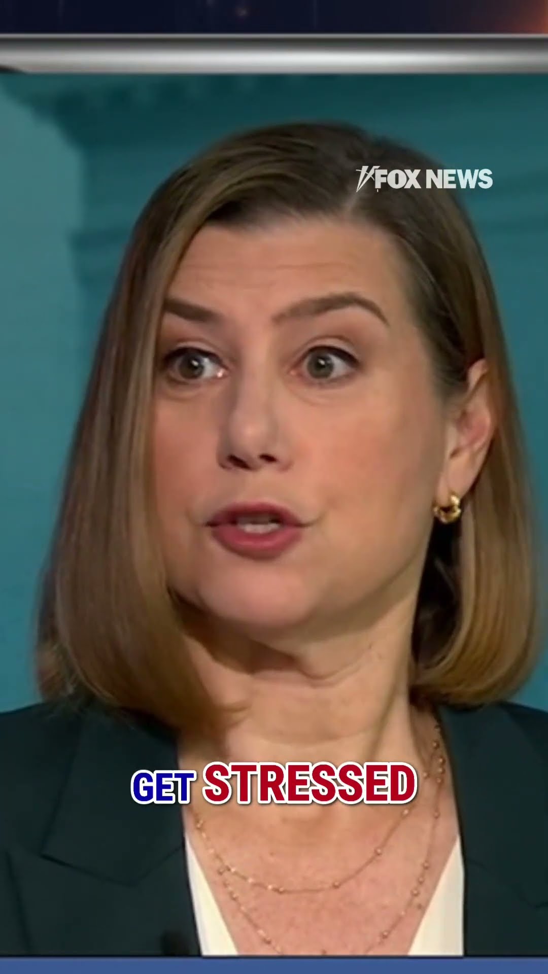 'HOW INSULTING!': Laura tears into Dem senator's excuse for military video #shorts #lauraingraham – YouTube