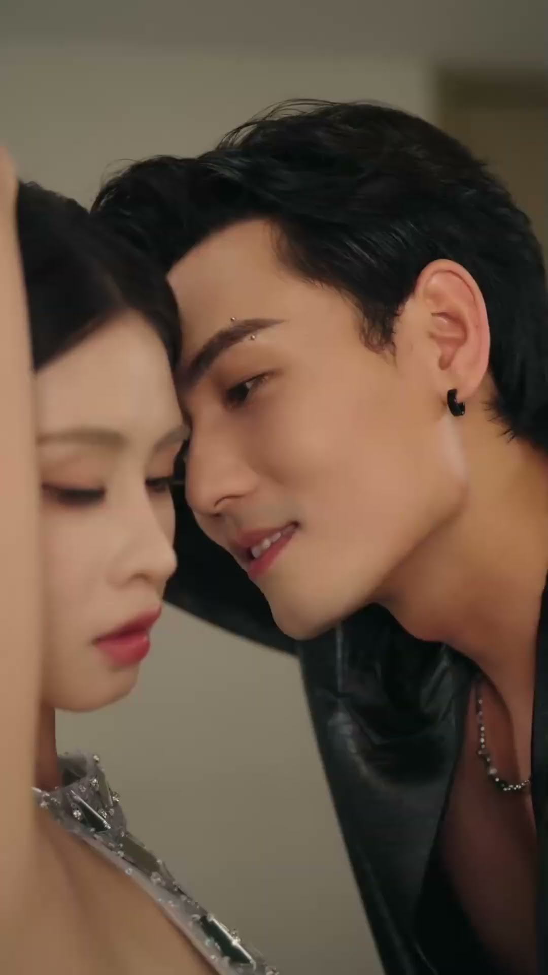 Cool❗She Strikes Back⚡ #vqzg84 #flickreels #ZhuXiaoxue #XieYuwang #shorts #cdrama #fyp #shortdrama – YouTube