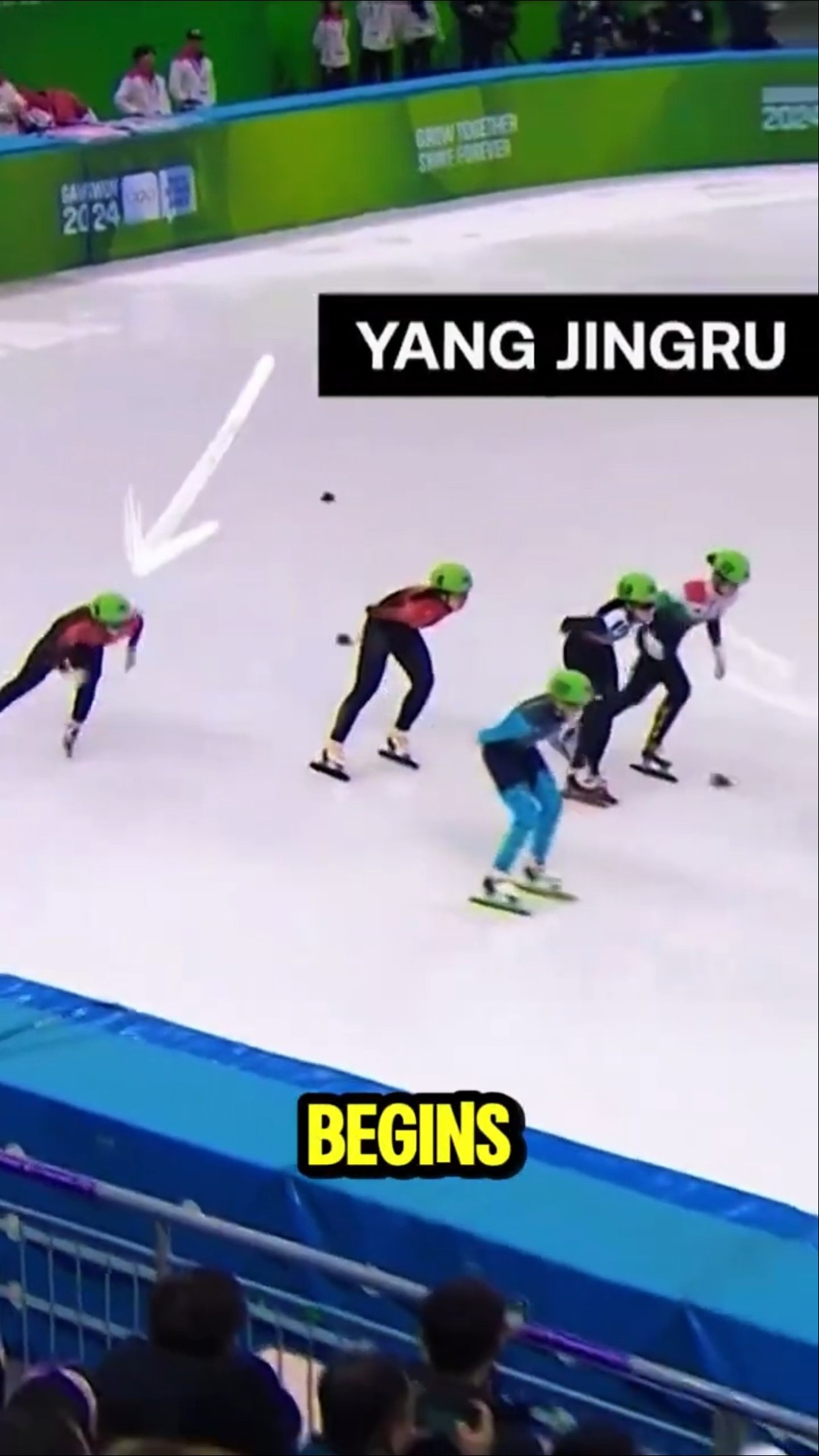 Genius Ice Skating Tactic! 17-Year-Old Outsmarts Everyone 🏆 #shorts – YouTube