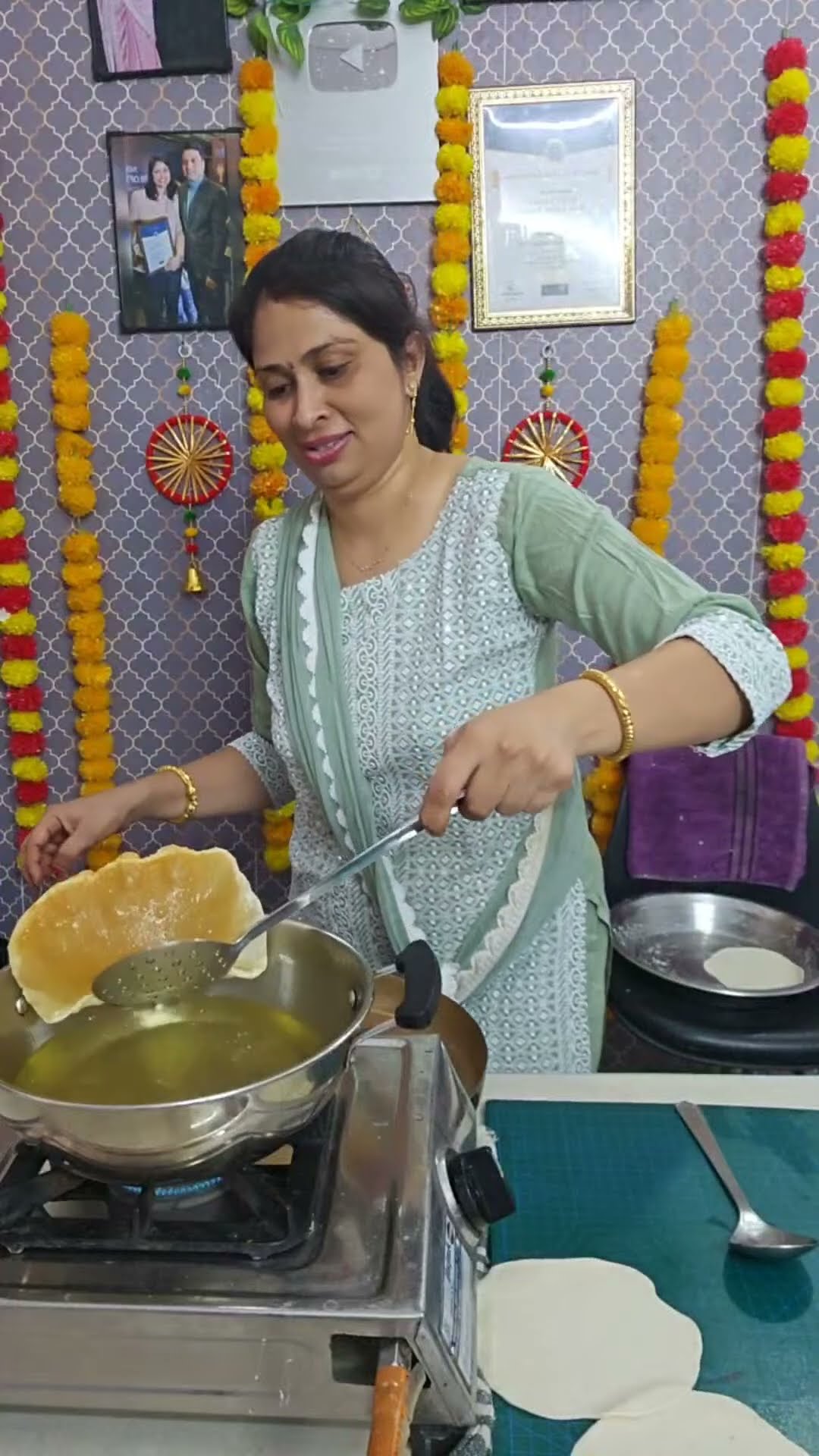 🫣😳OMG ye kya hua bhature ko #trending #reels #shorts – YouTube