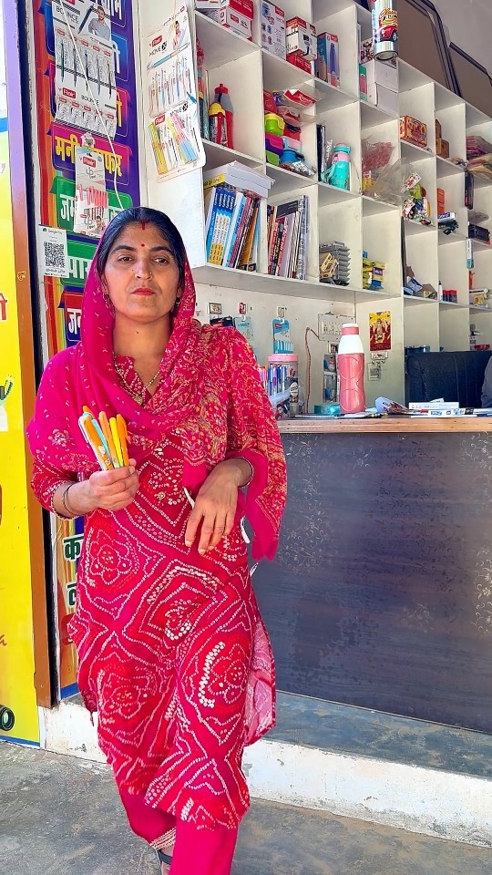 मानसी के सारे पेन 🖊🖋 खत्म हो गयें 😳😫 #shorts #pencil #youtubeshorts #maa – YouTube