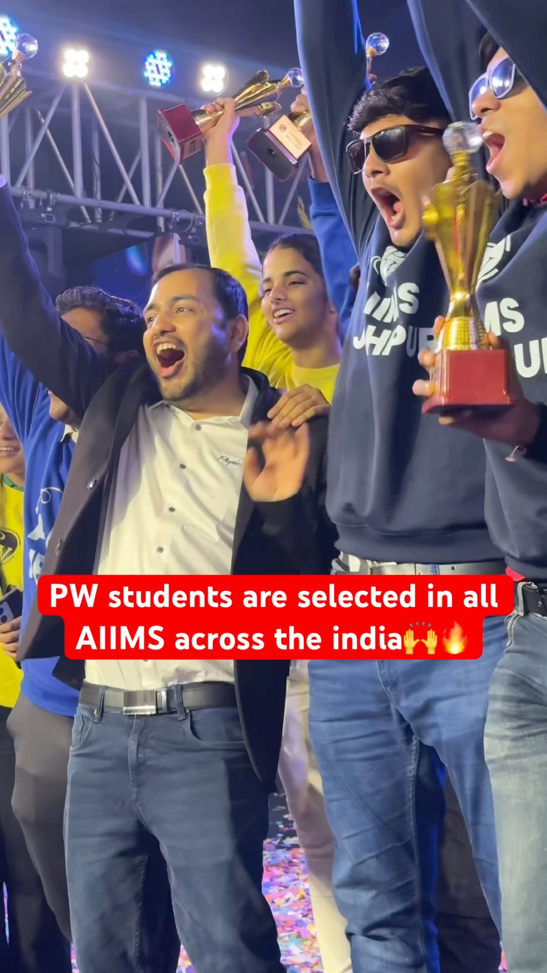 Alakh Sir with India’s Future Doctors🔥 | #shorts #physicswallah #alakhsir #pw #neet #doctor – YouTube
